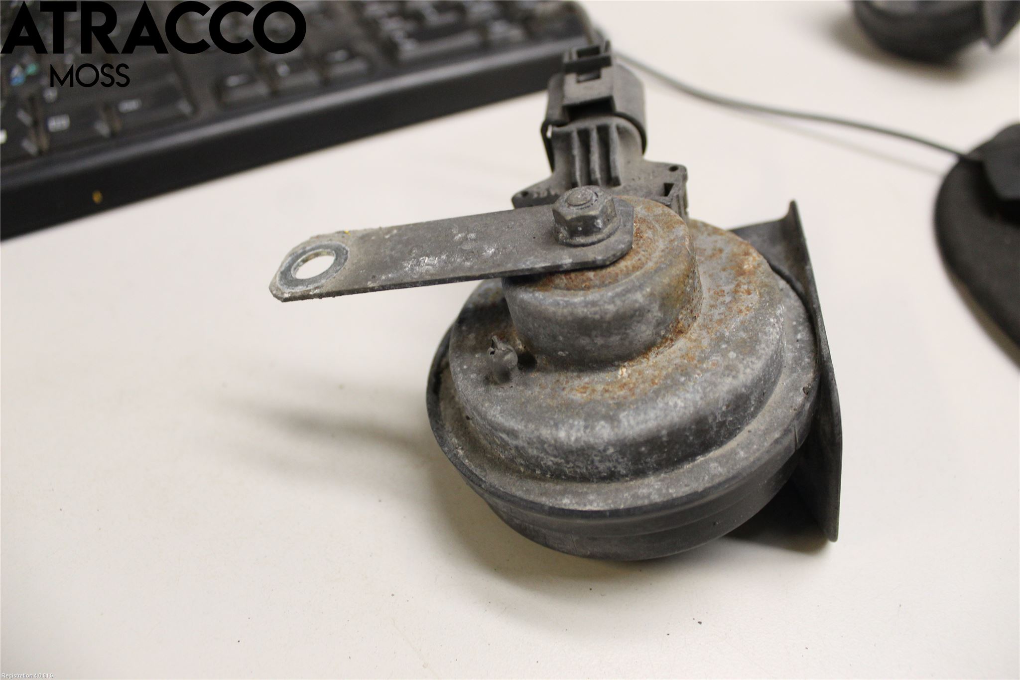 Skoda SUPERB 16-24 Signalhorn