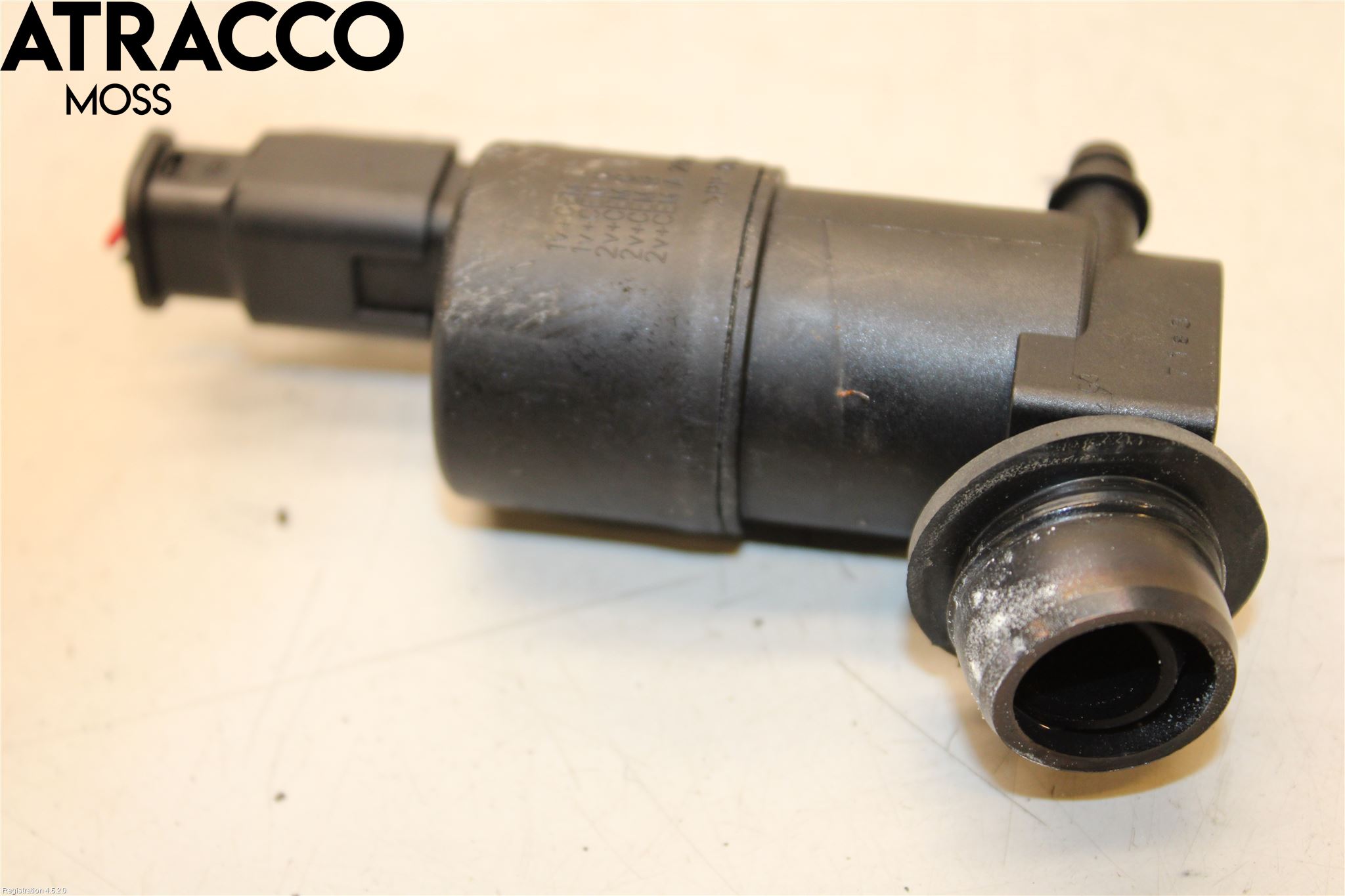 Mercedes-Benz MB C-KLASS (W204) 07-15 Spylerpumpe Frontrute