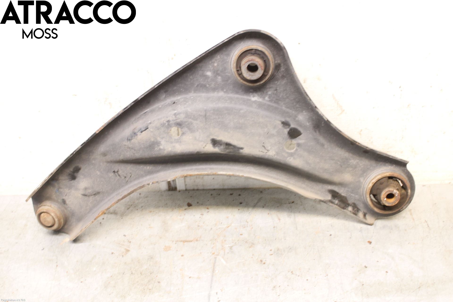 Nissan LEAF 11-17 Bærearm Foran Høyre Nedre