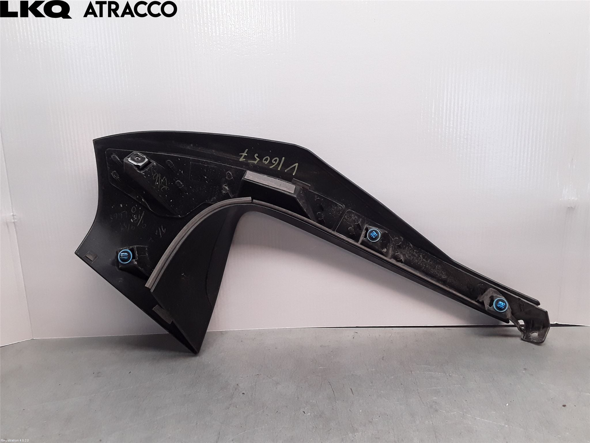 Nissan LEAF 18- Spoiler Bak