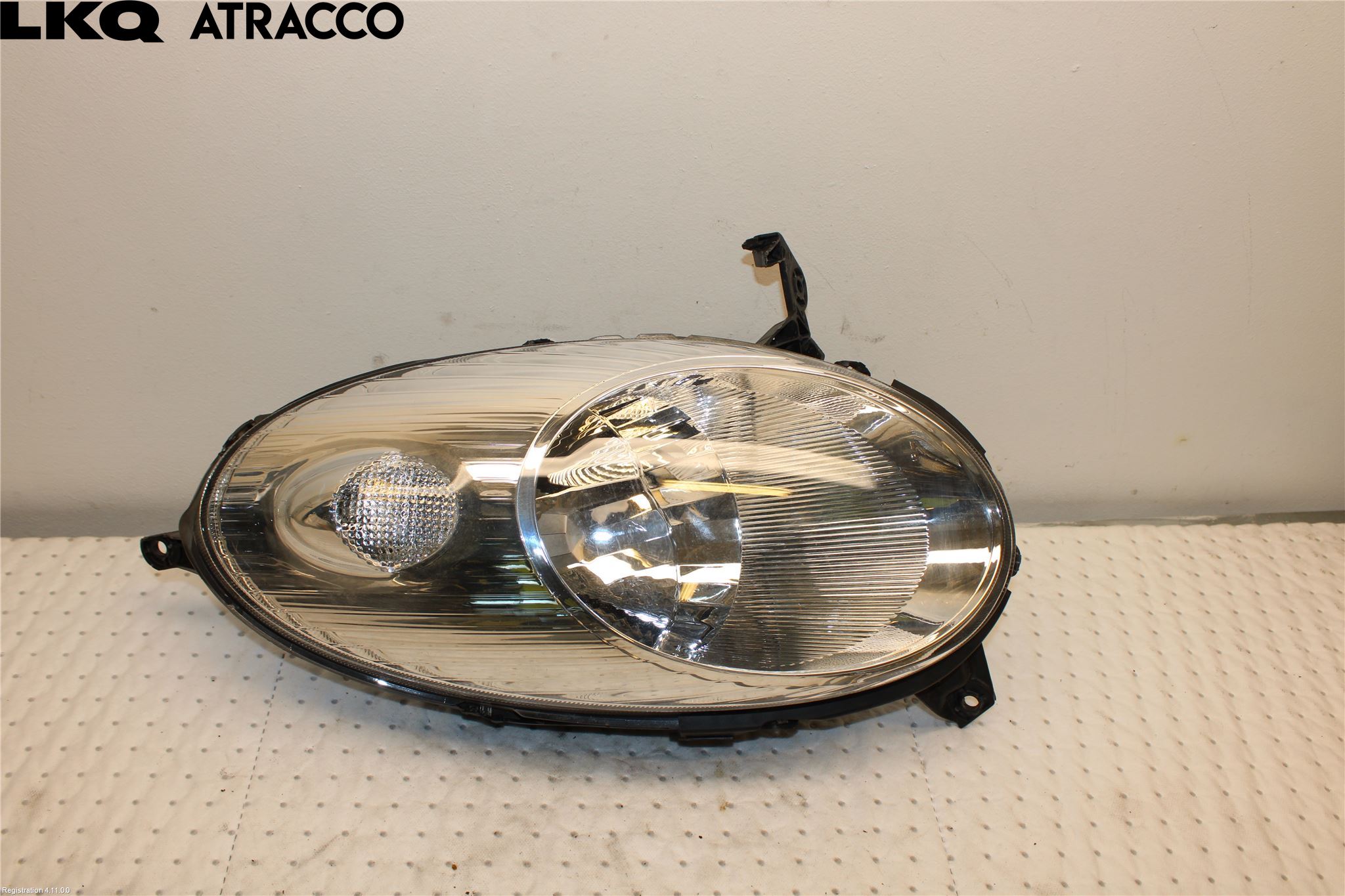 Nissan MICRA 03-07 Frontlykt Venstre