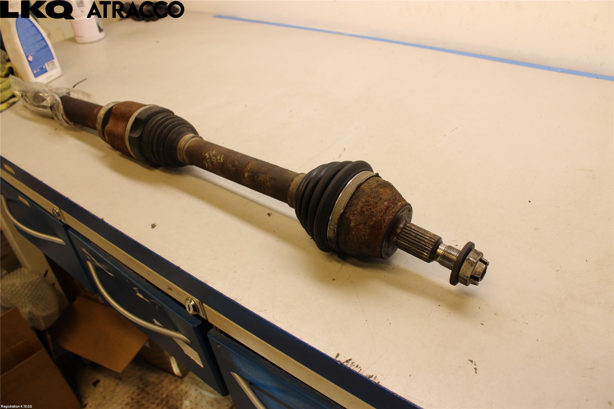 Ford FOCUS 15-18 Drivaksel Foran Kompl Høyre