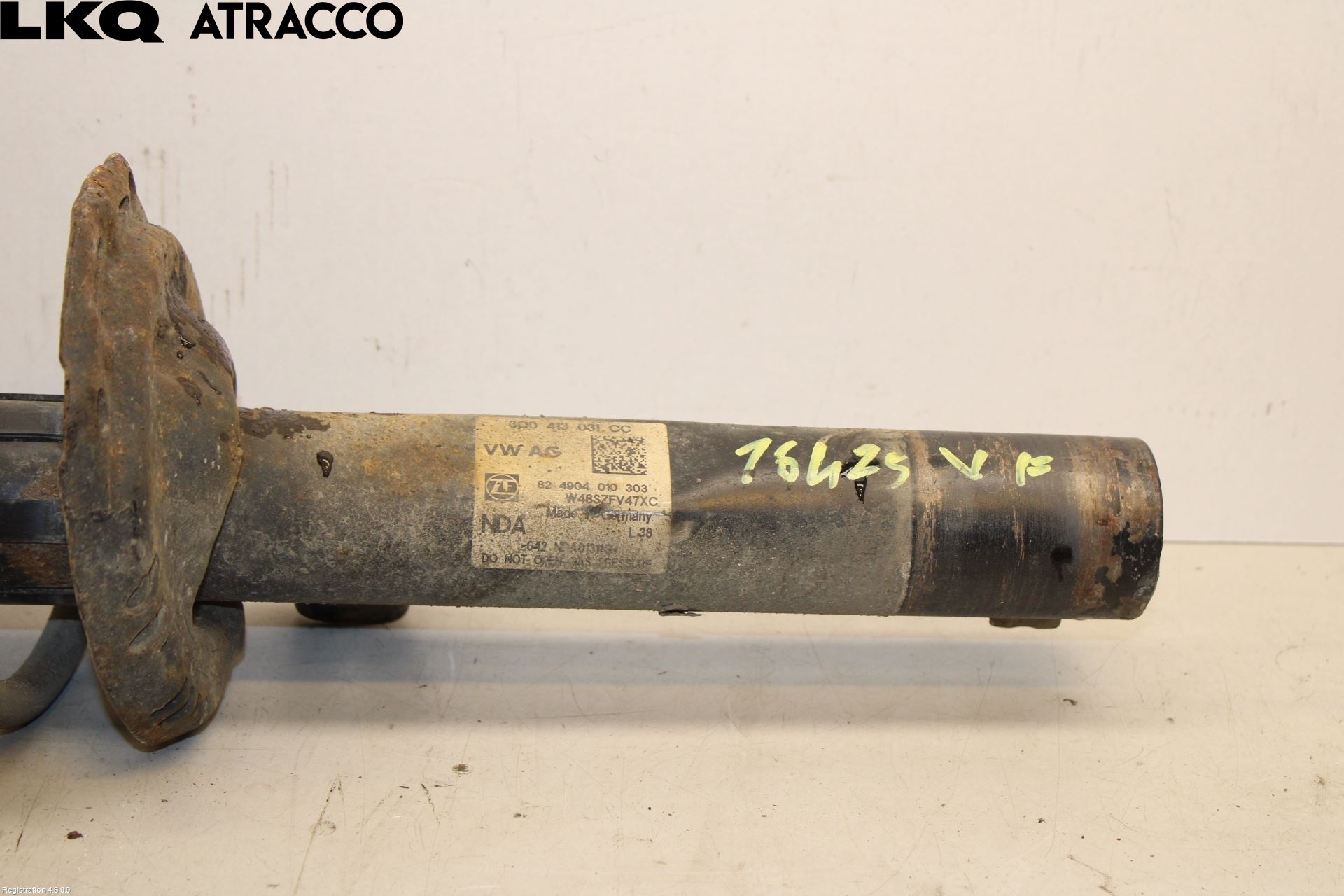 Volkswagen VW PASSAT 15-19 Fjærbein Foran Venstre