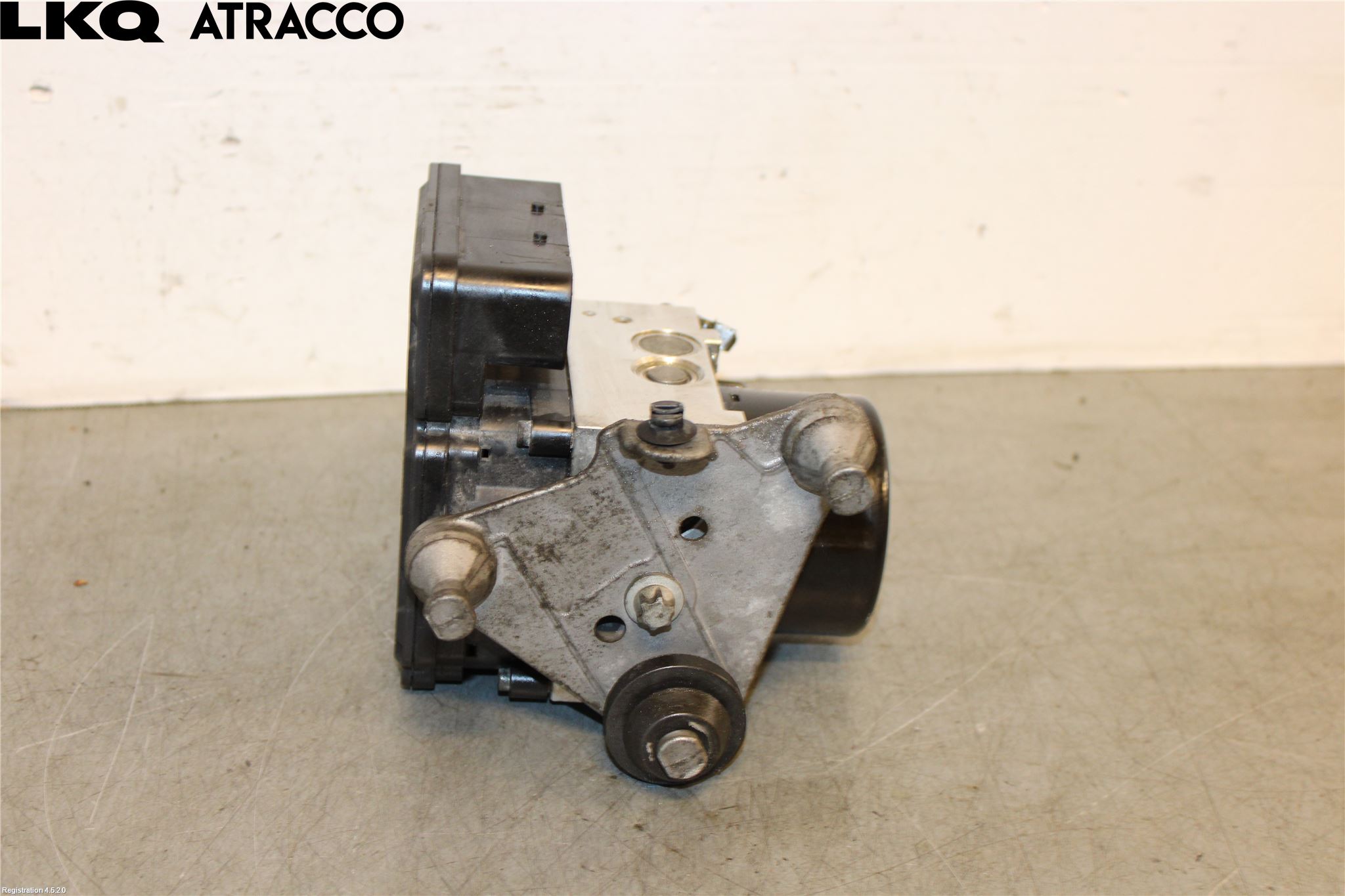 Mercedes-Benz MB C-KLASS (W204) 07-15 Abs Hydraulikkaggregat