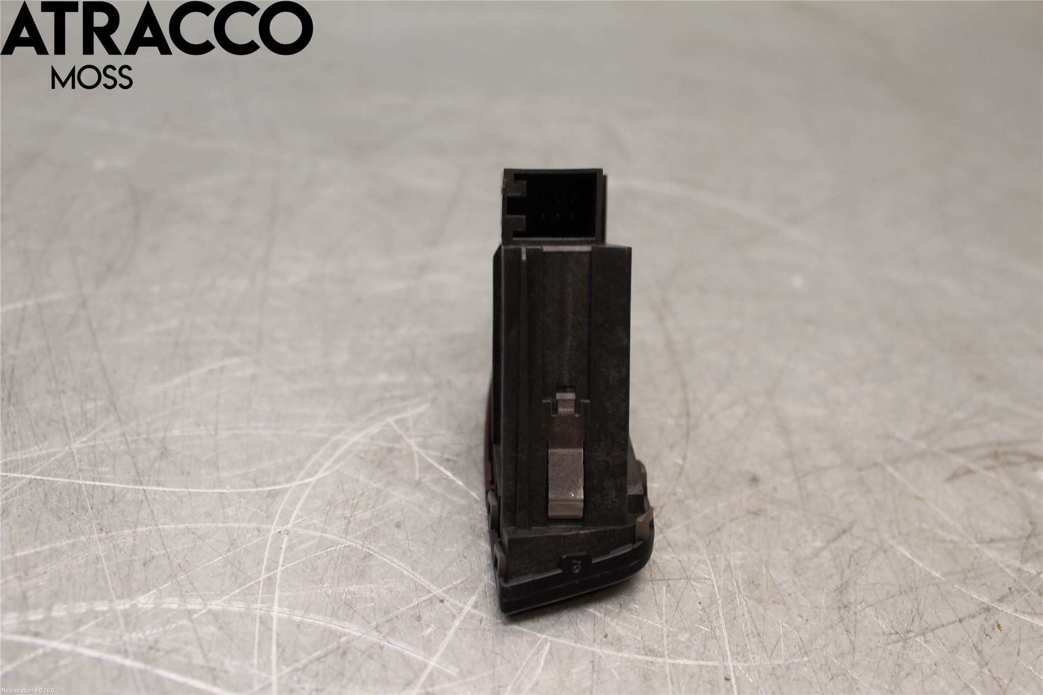 Audi A4/S4 08-11 Bryter Varsel (Nødblink)