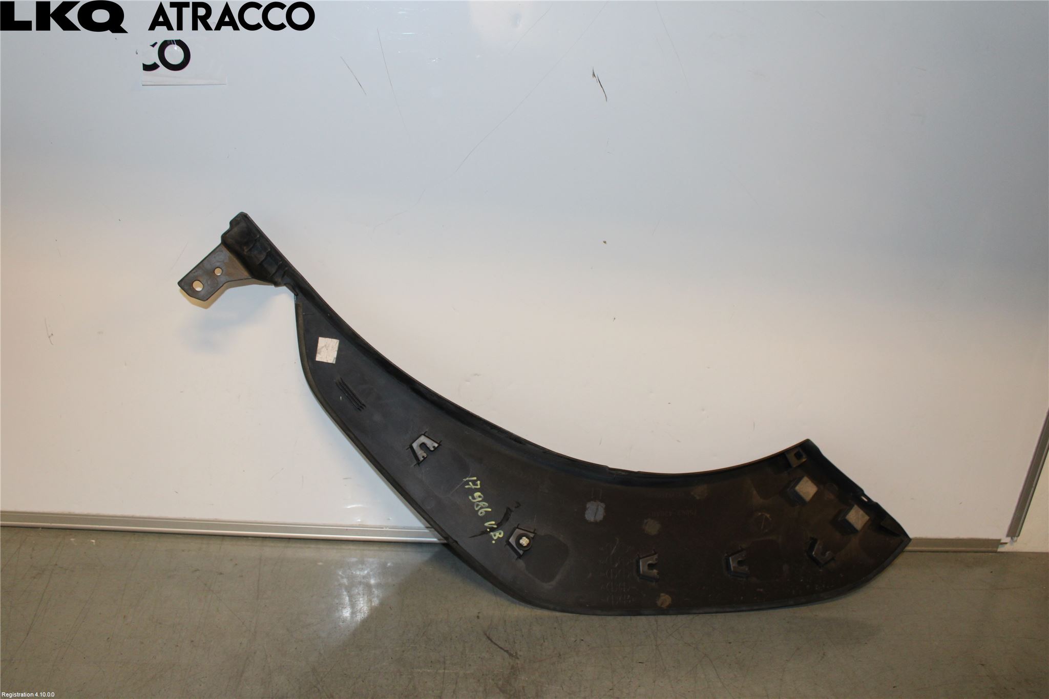 Toyota bZ4X EA10 22- List Venstre Side