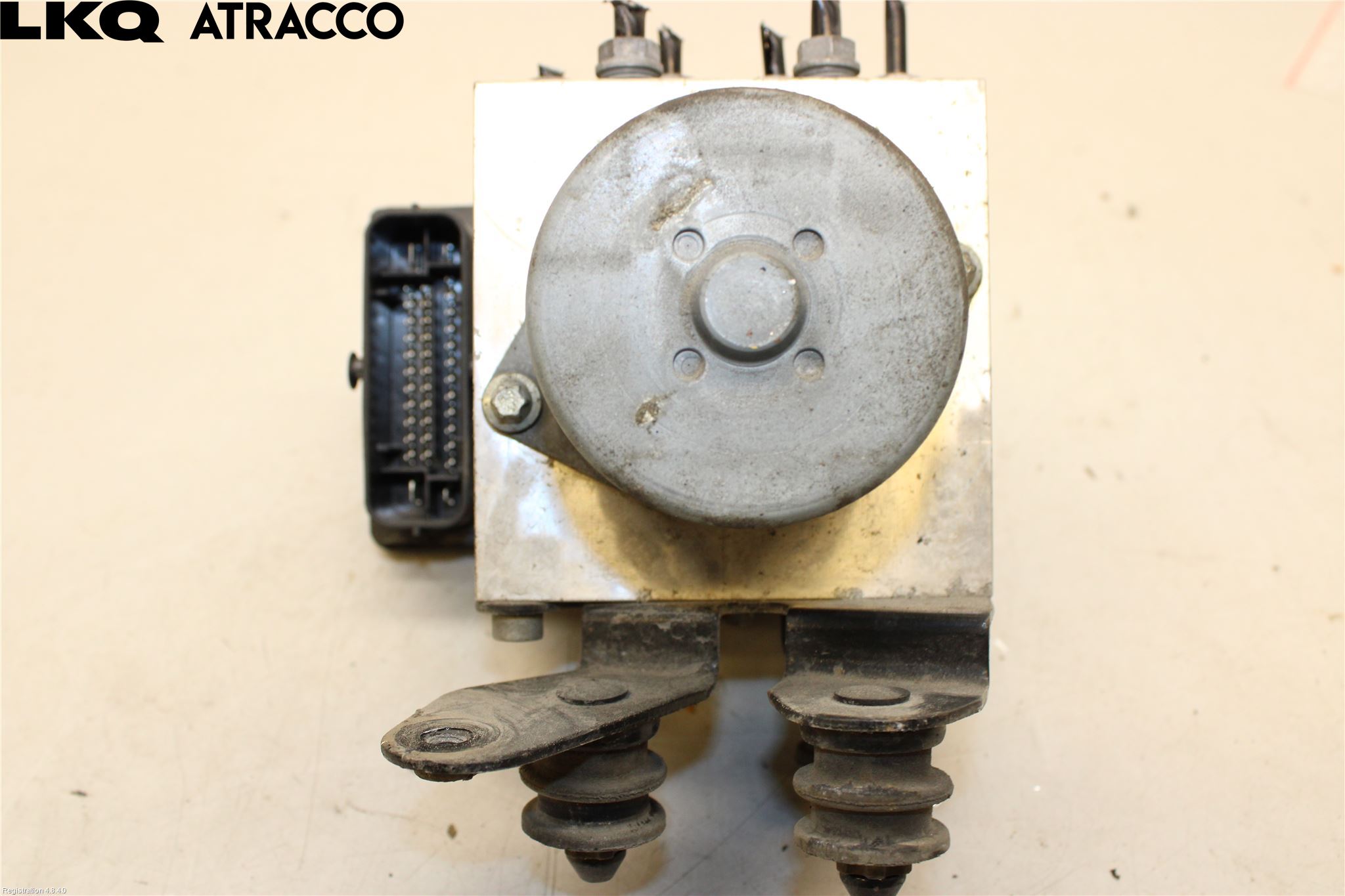 Volkswagen VW PASSAT 15-19 Styreenhet Abs