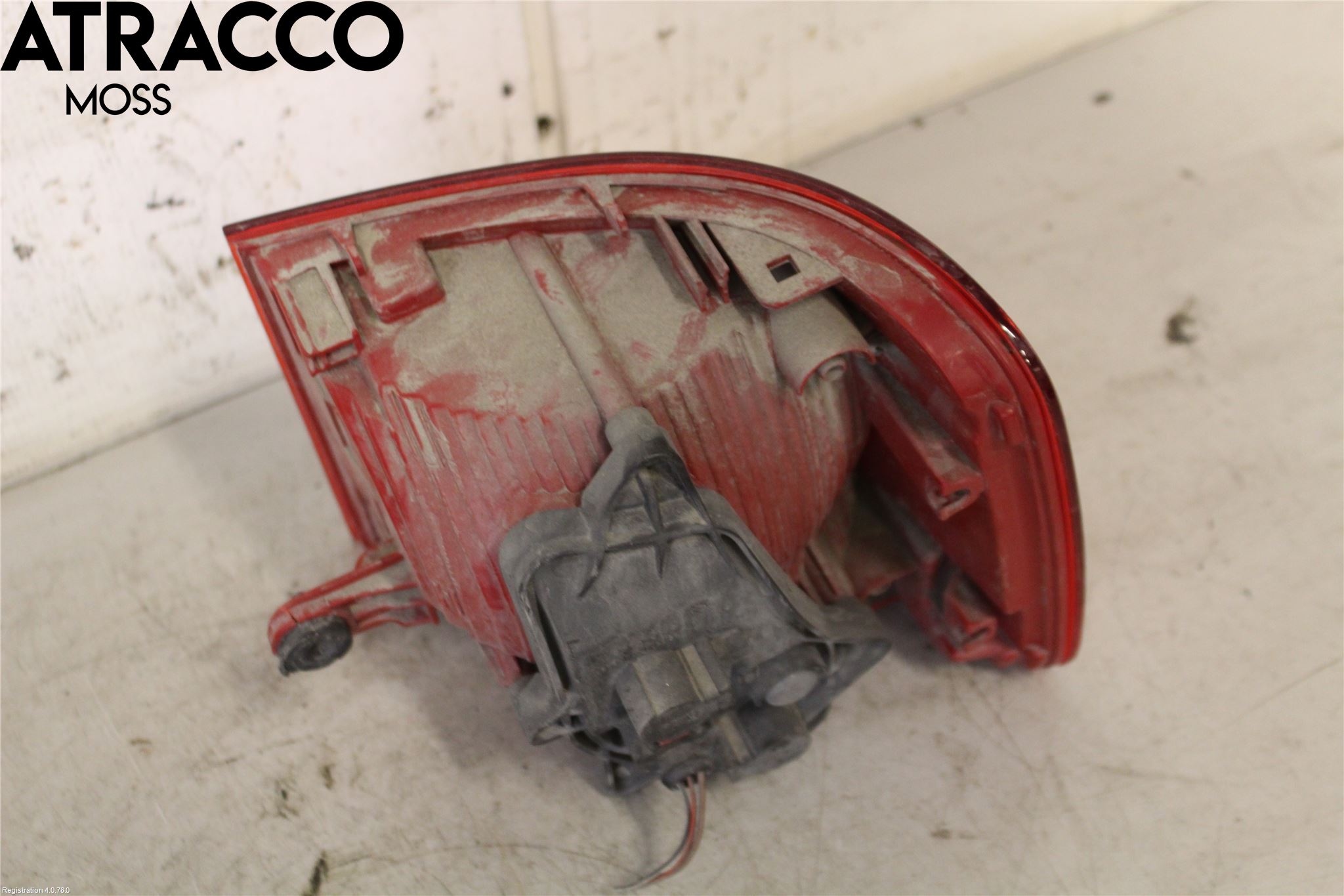 Volkswagen VW TOURAN 10-15 Baklykt Venstre