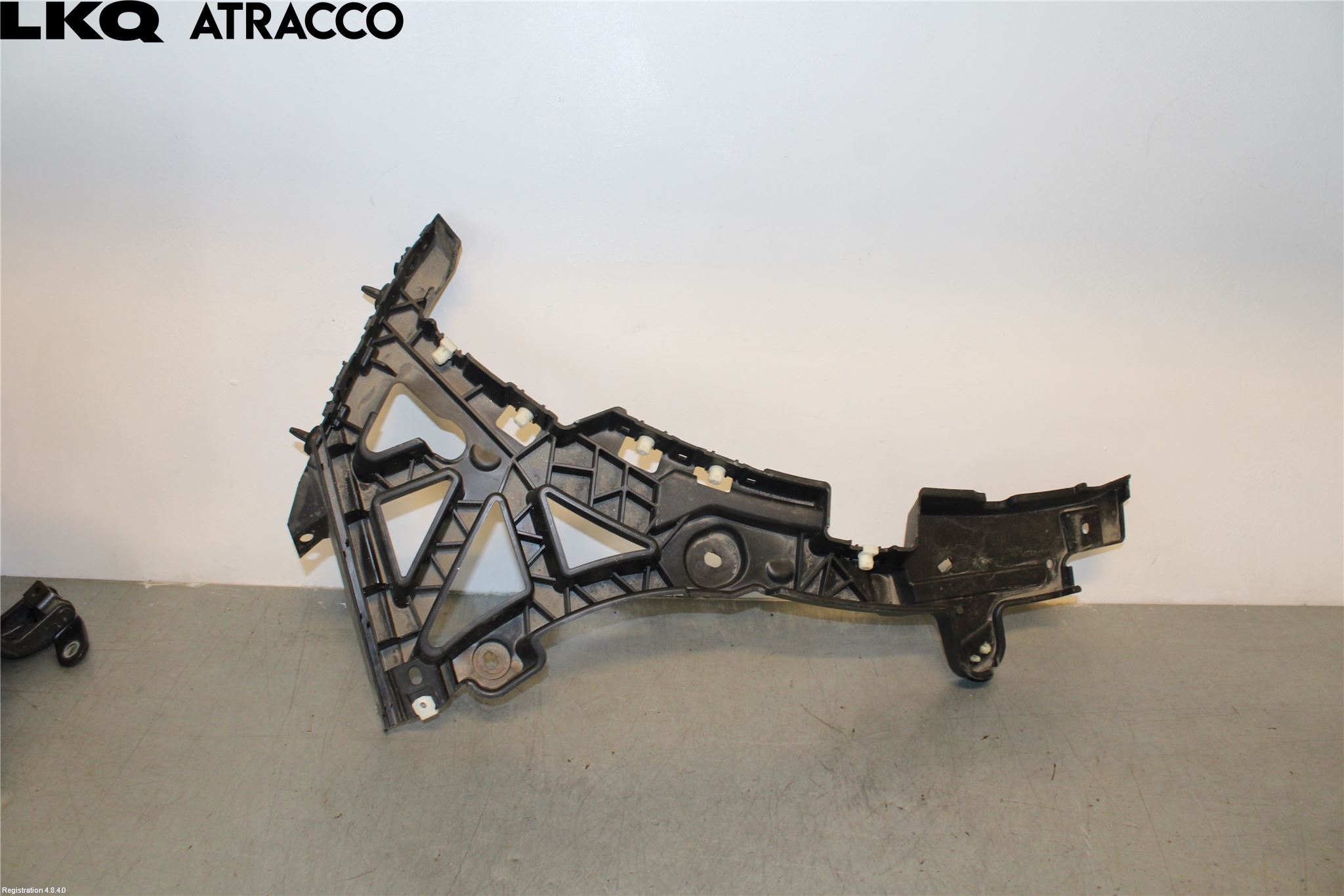 Jaguar I-PACE 18- Støtfanger Bak Feste