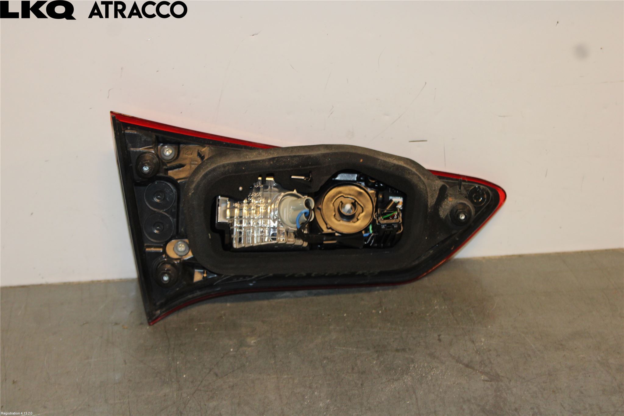 Toyota YARIS XP130 15-20 Baklykt Høyre  På Luke(Indre)