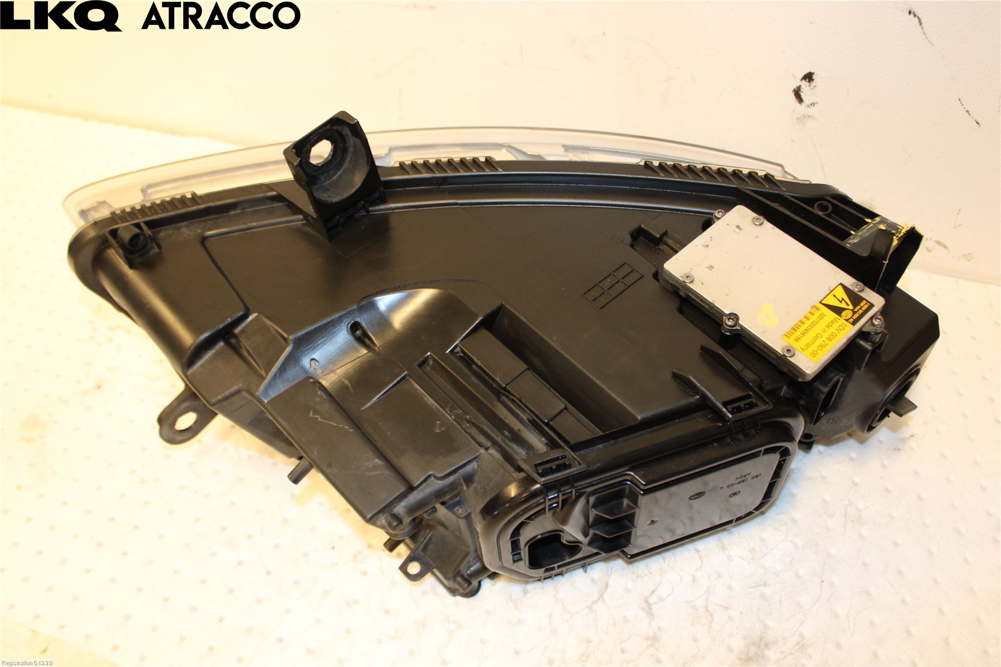 Audi A6/S6     05-11 Frontlykt Venstre