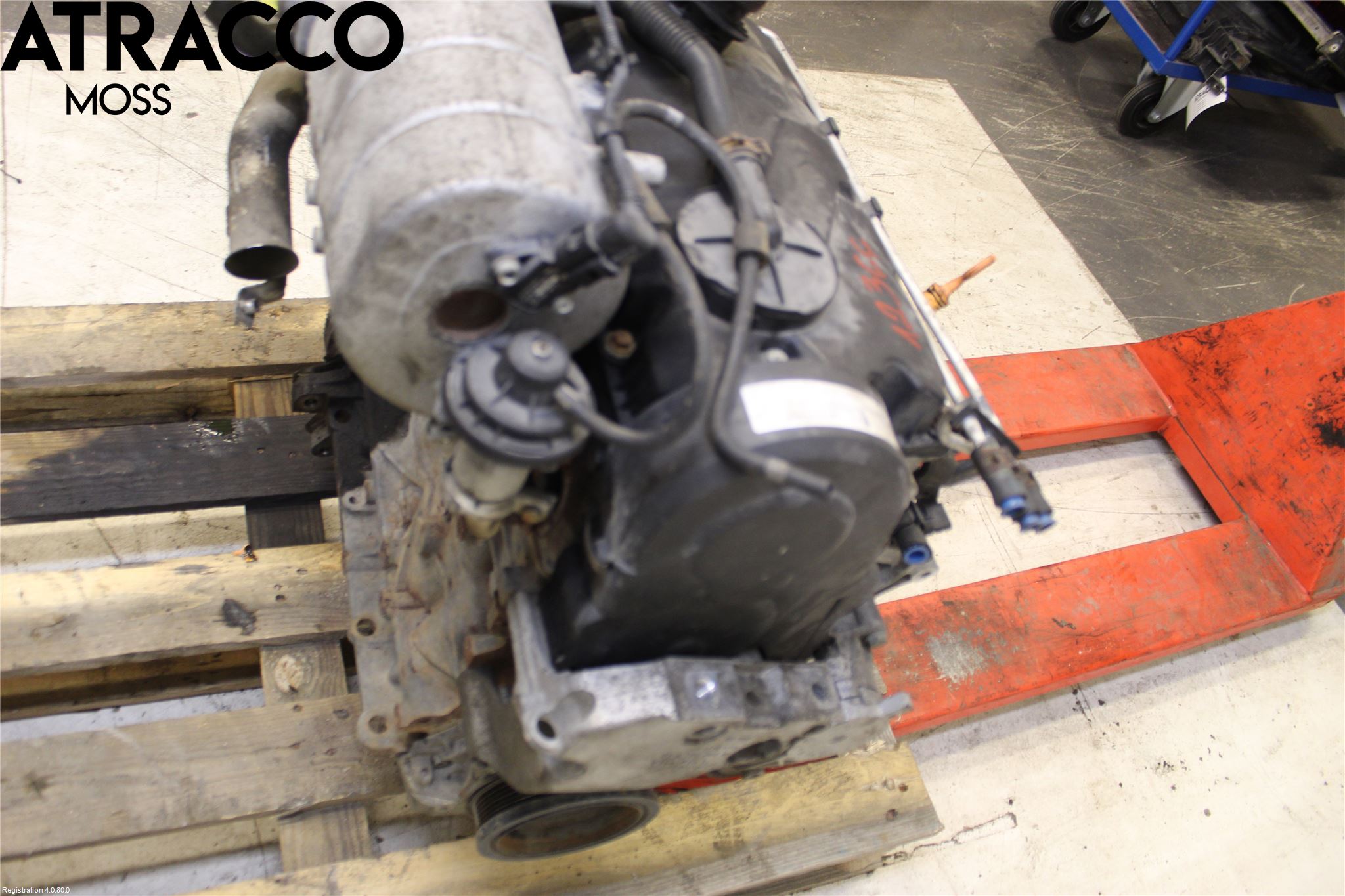 Volkswagen VW CADDY      04-10 Motor Diesel