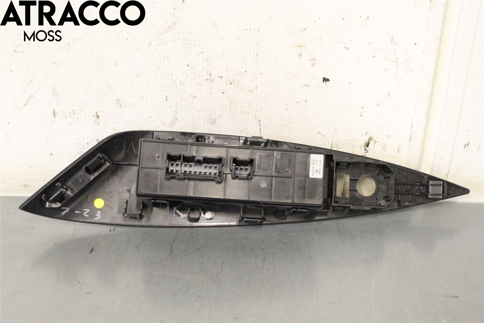 Nissan LEAF 11-17 Bryter Vindusheis