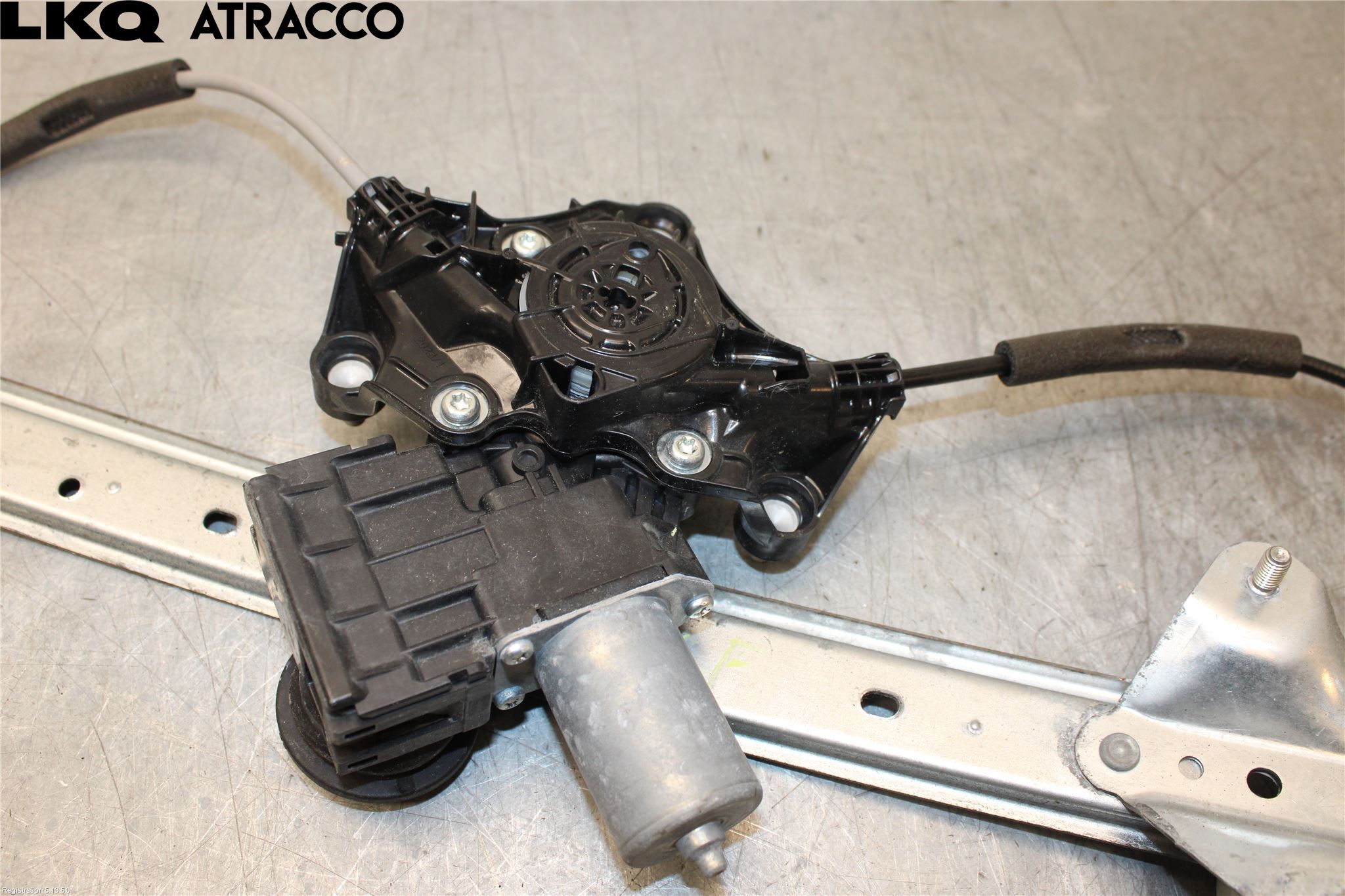 Toyota bZ4X EA10 22- Vindusheis El Komp
