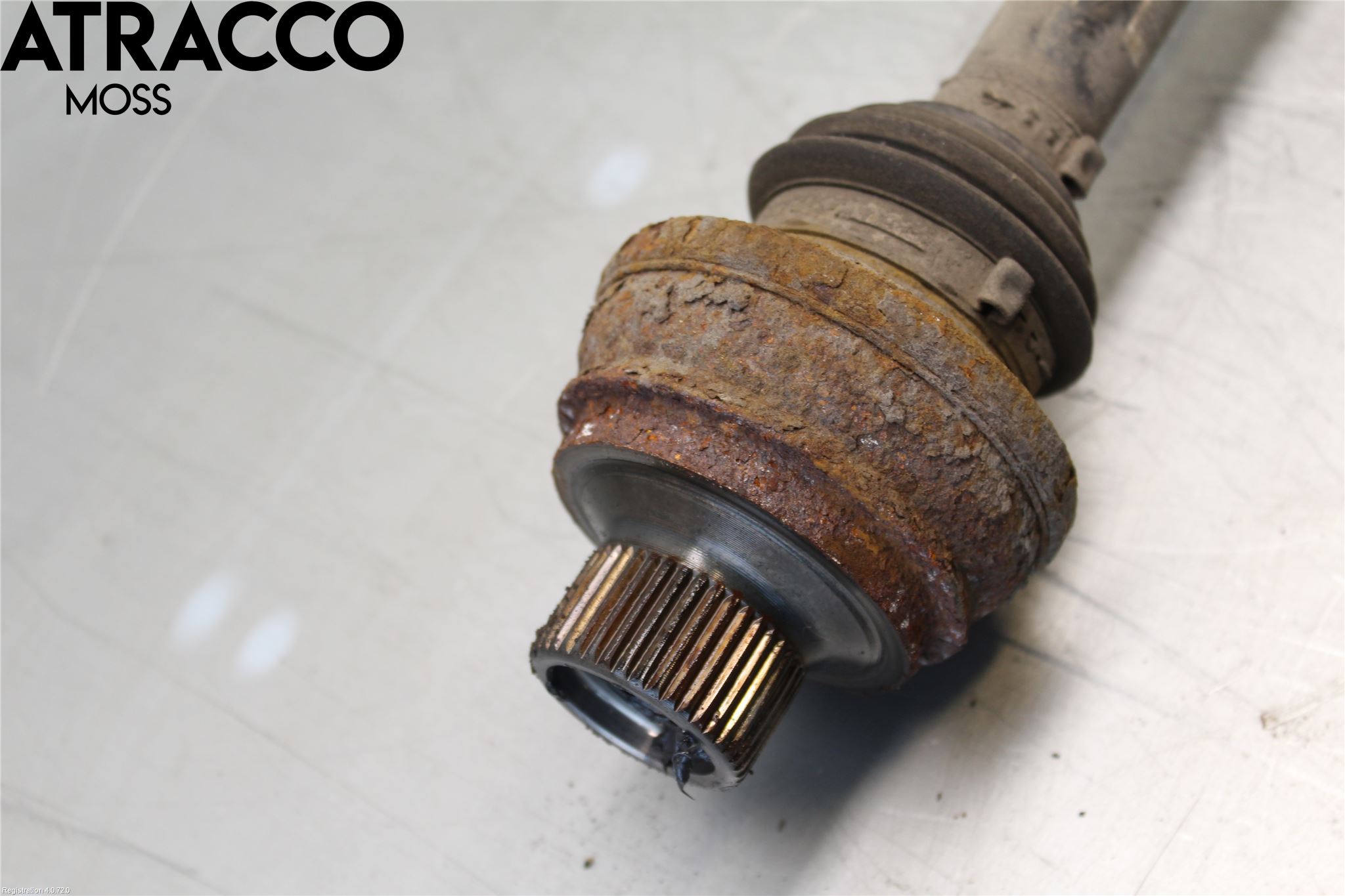 Audi Q5 09-16 Drivaksel Bak Kompl Venstre