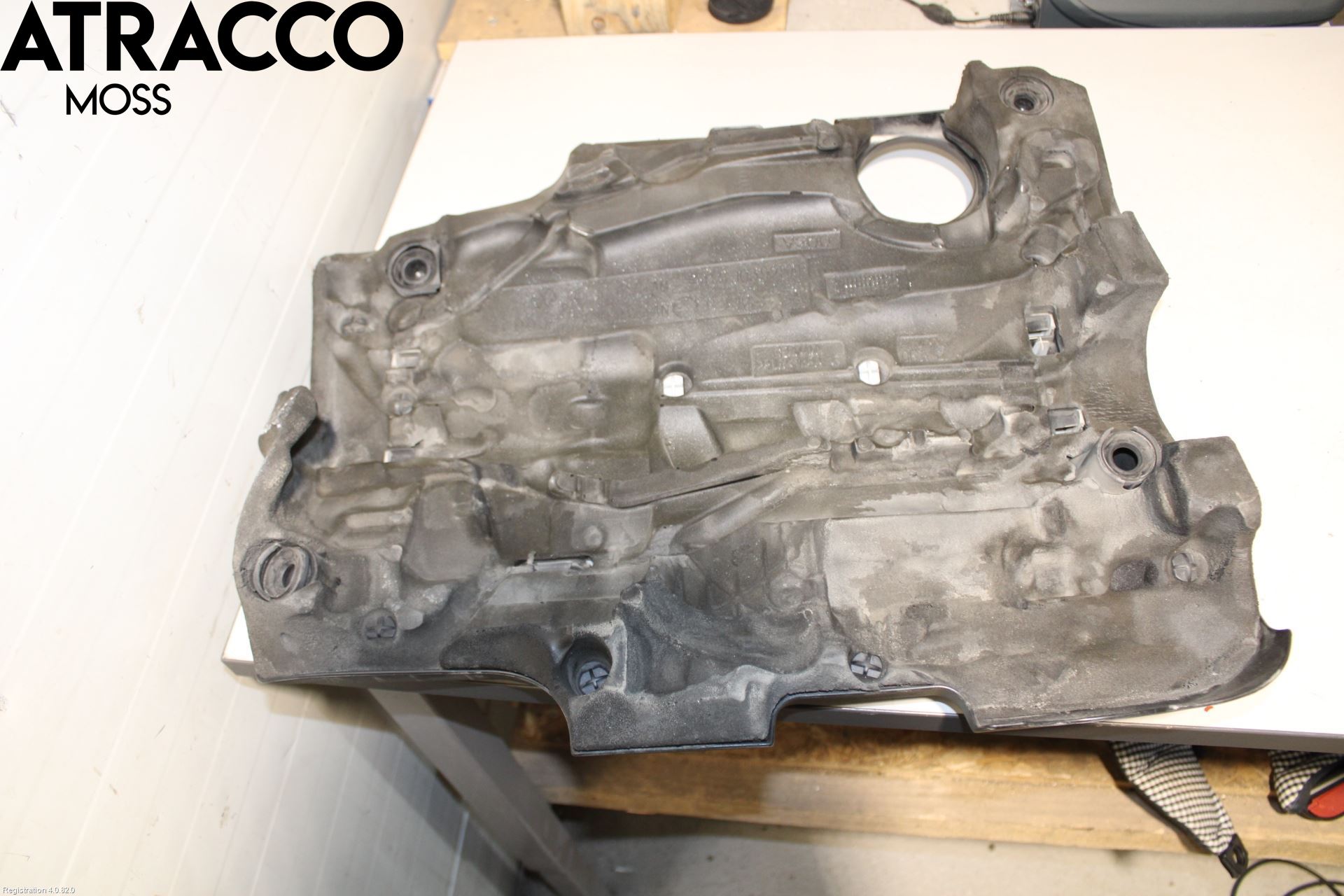 Volkswagen VW PASSAT 05-11 Motor Deksel Over Motor