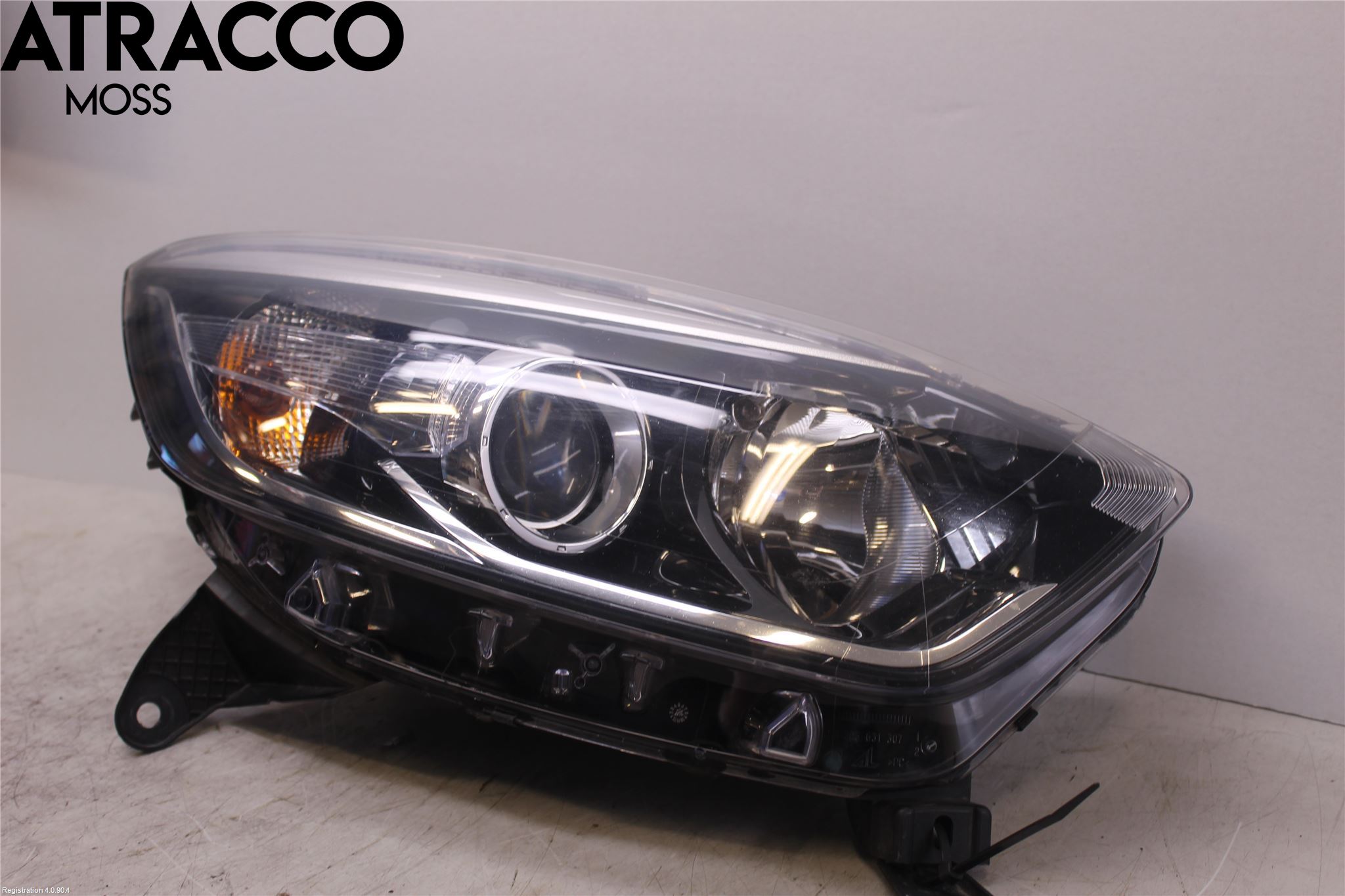 Renault CAPTUR 13-19 Frontlykt Høyre