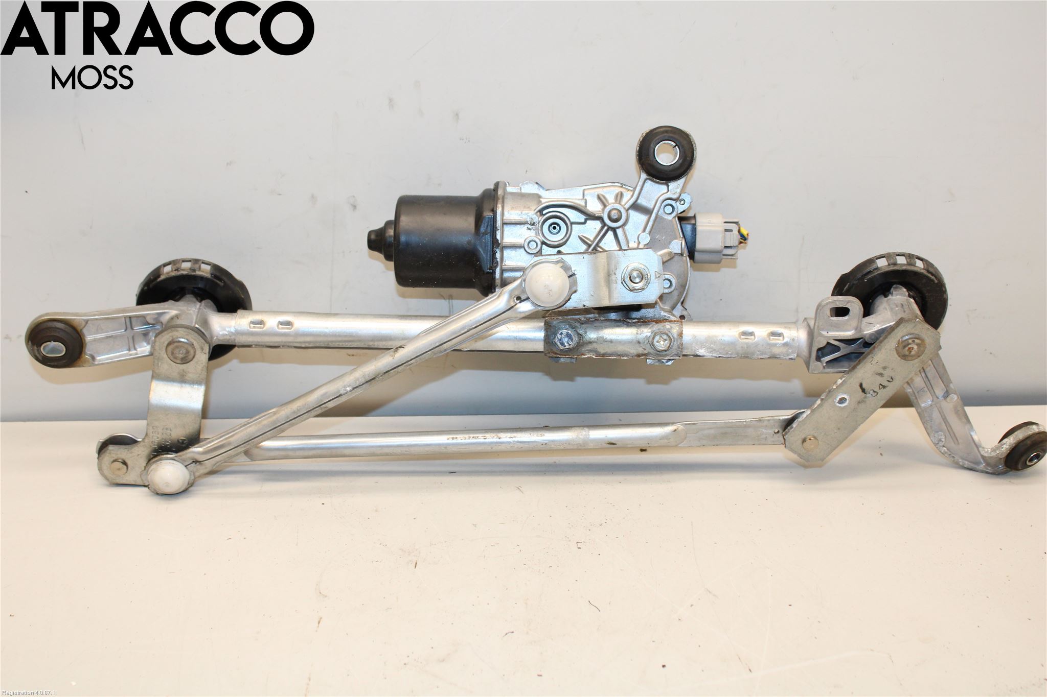 Nissan LEAF 11-17 Viskermotor Frontrute