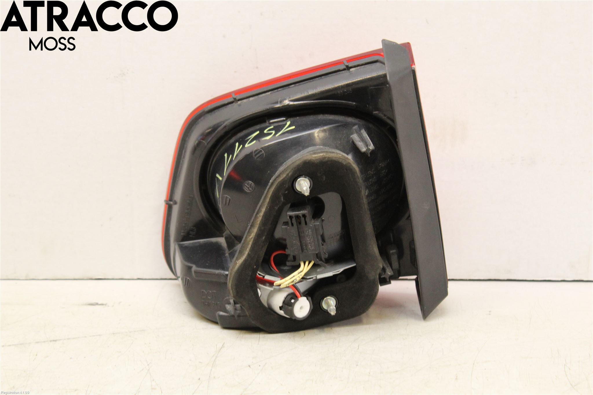 Volkswagen VW TIGUAN 07-16 Baklykt Venstre  På Luke(Indre