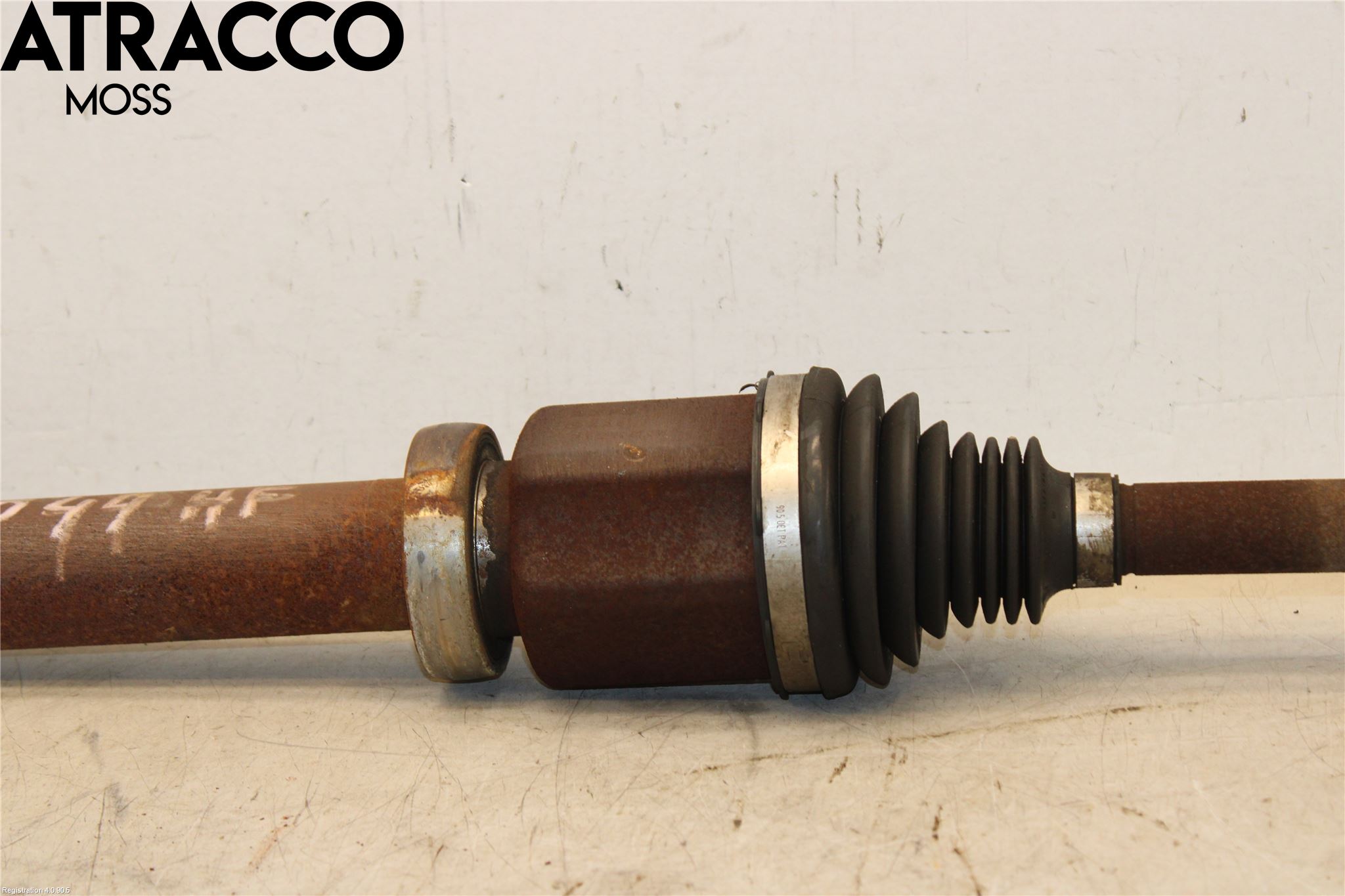 Volvo V40 12-19 Drivaksel Foran Kompl Høyre