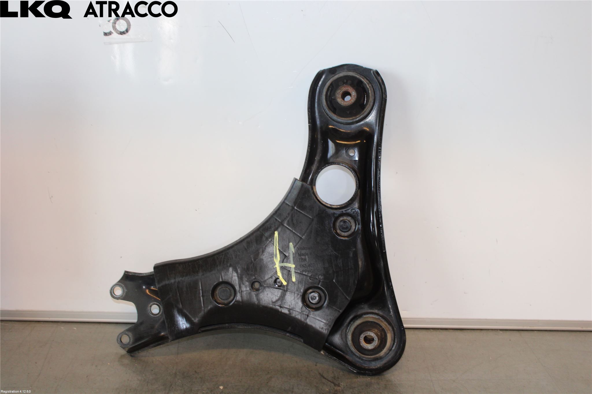 Volkswagen VW ID BUZZ/CARGO 22- Bærearm Foran Høyre Nedre