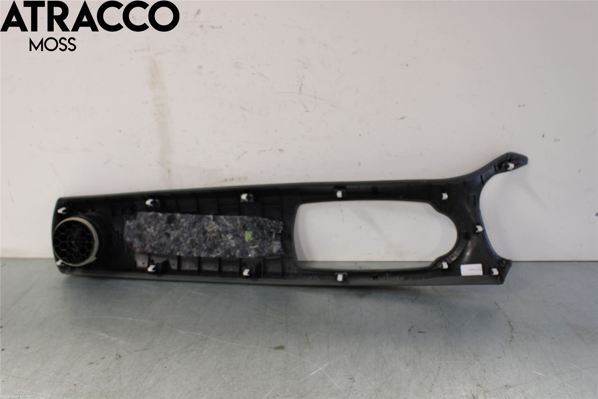 Toyota YARIS XP130 15-20 Dashbord Kanal - Dyse