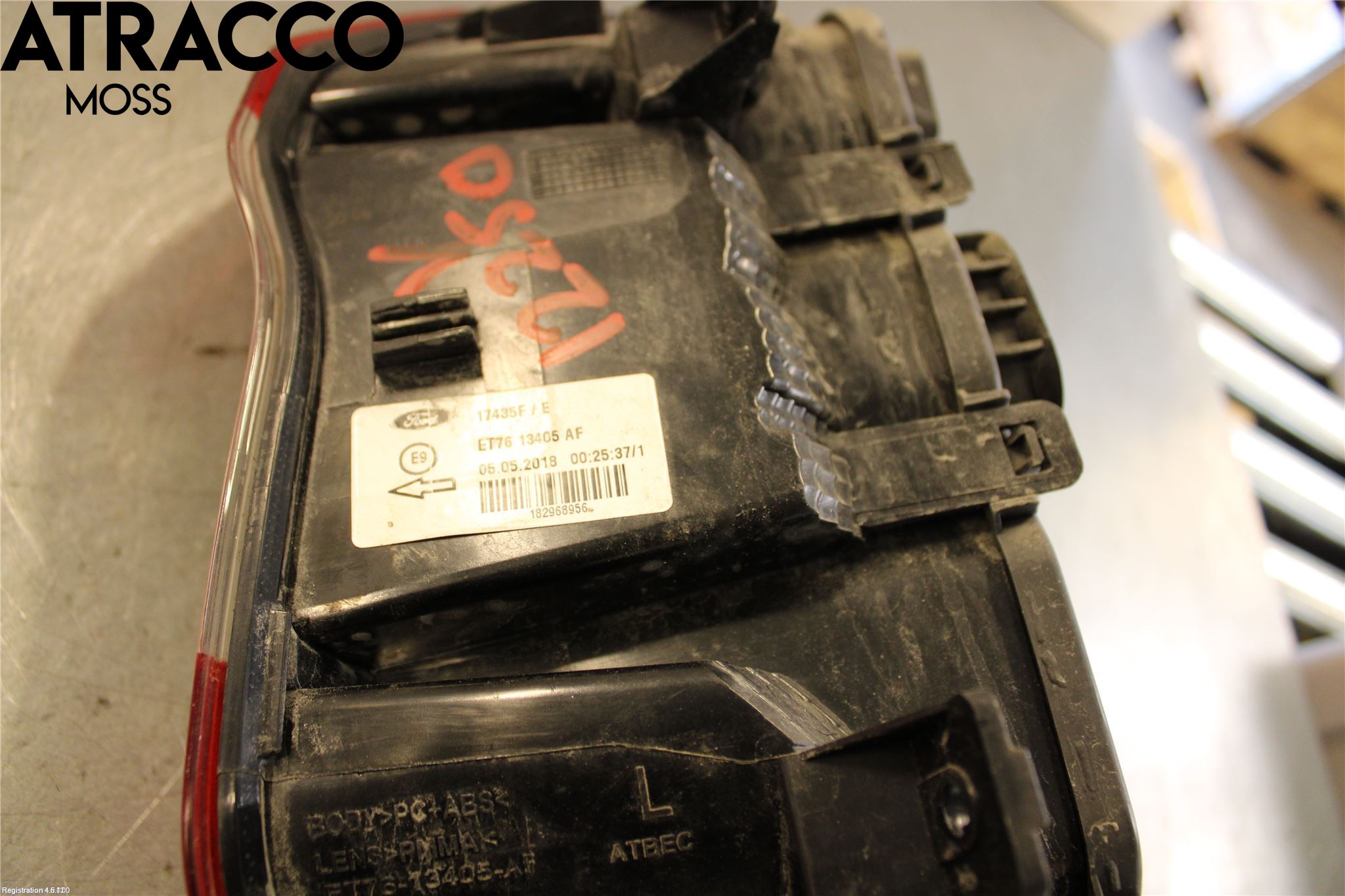 Ford TRANSIT/TOURNEO COURIER 13-23 Baklykt Venstre