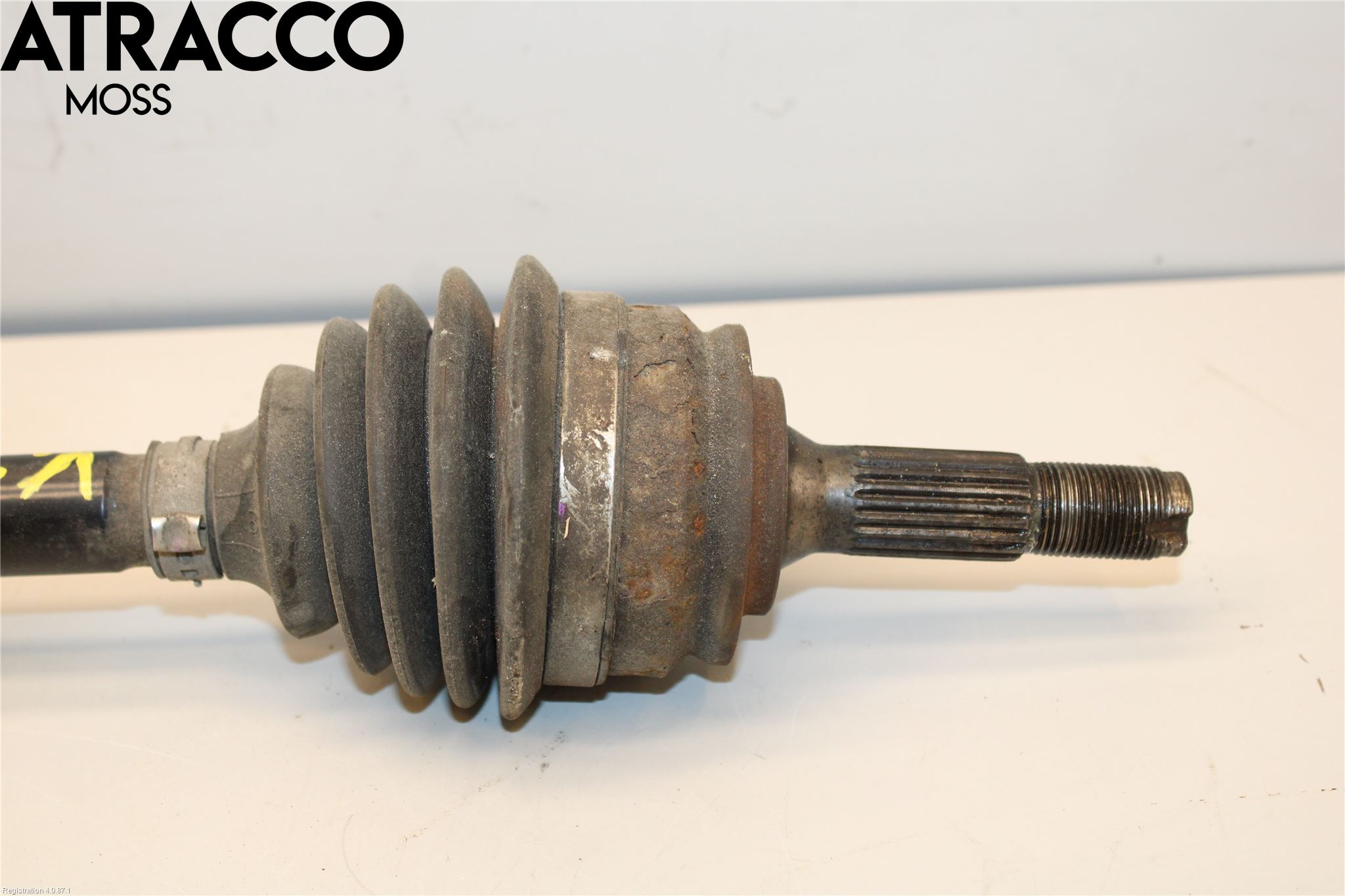 Peugeot 208 12-15 Drivaksel Foran Kompl Venstre