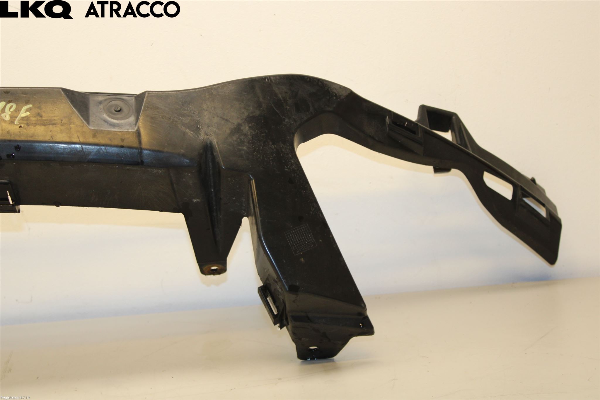 Ford KUGA 08-12 Støtfanger Foran Plastdeksel