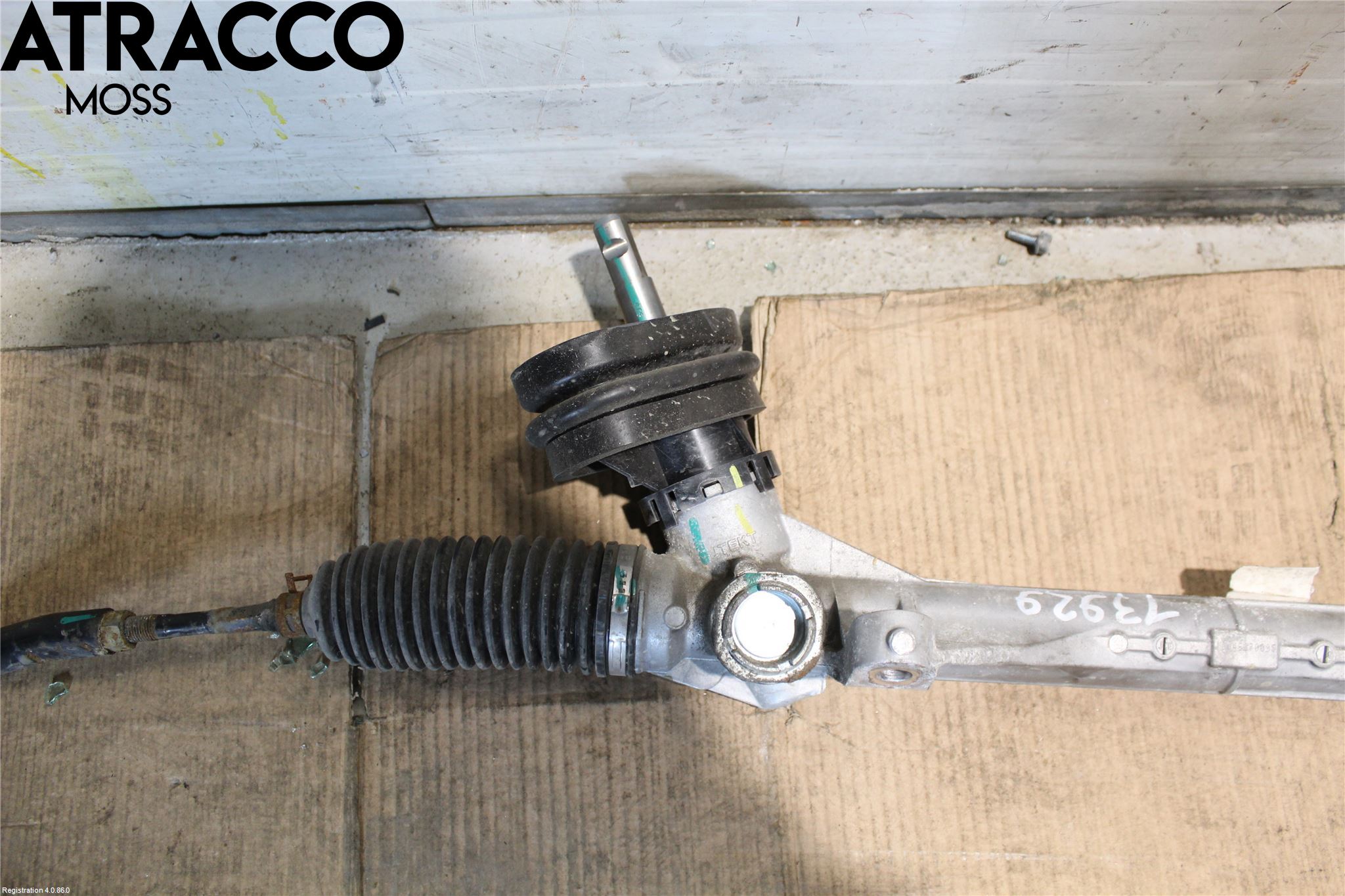 Nissan LEAF 11-17 Snekke - Tannstang