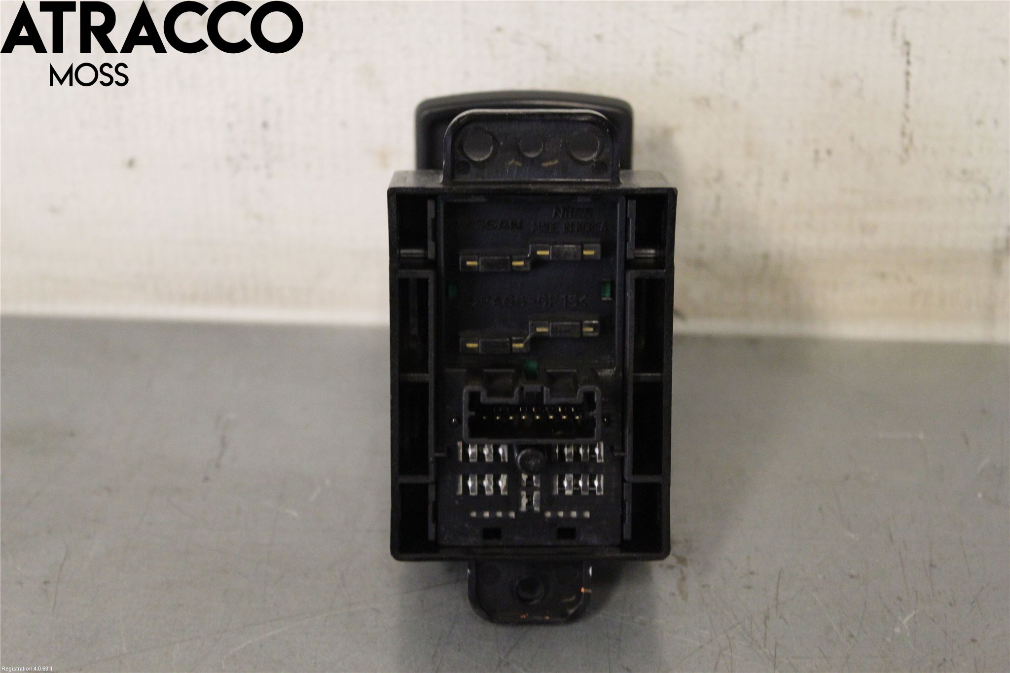 Nissan LEAF 11-17 Bryter Parkeringsbrems