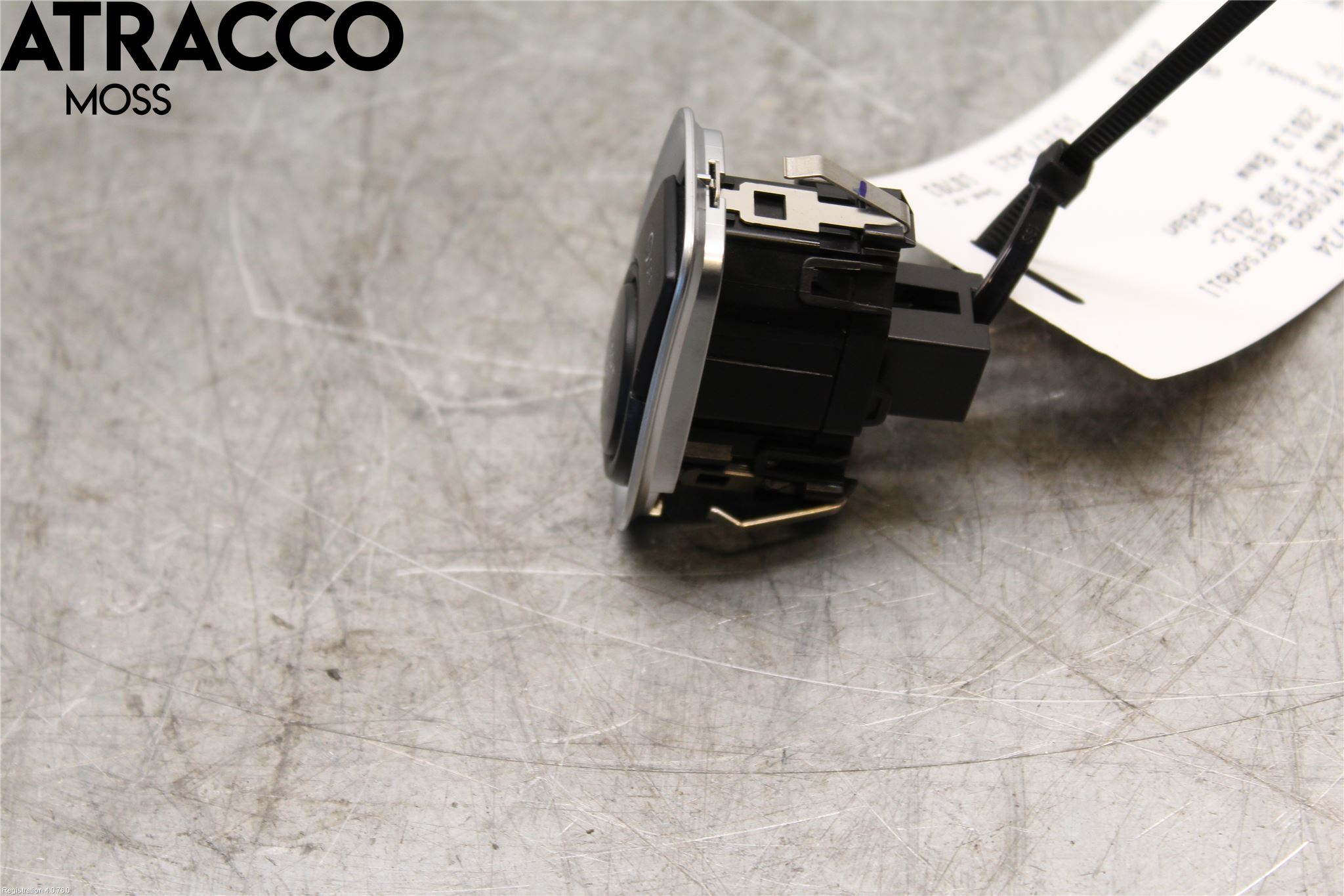 BMW 3 F30/F31/F80 12-19 Startknapp Personbil