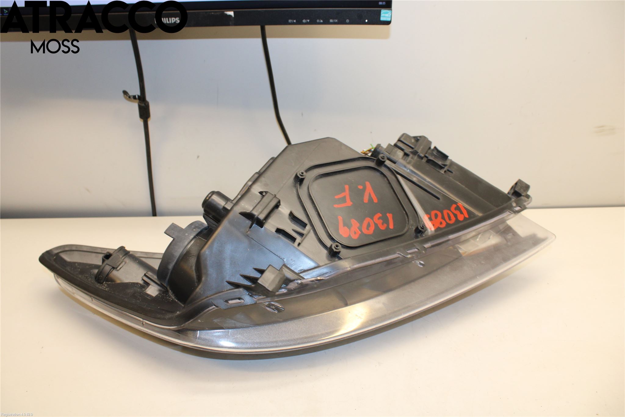 Ford FOCUS 08-11 Frontlykt Venstre