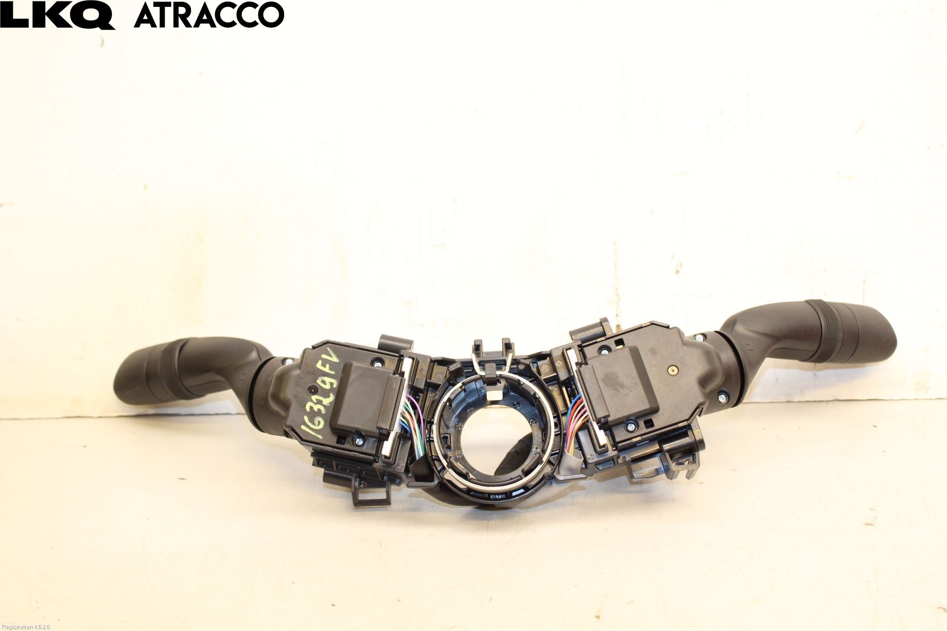 Toyota YARIS CROSS XP21 21- Bryter Ratt Kombi H Og V