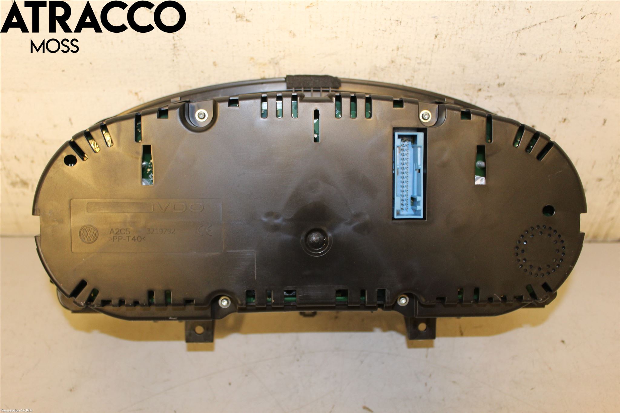 Volkswagen VW TOURAN 10-15 Instr Speedometer