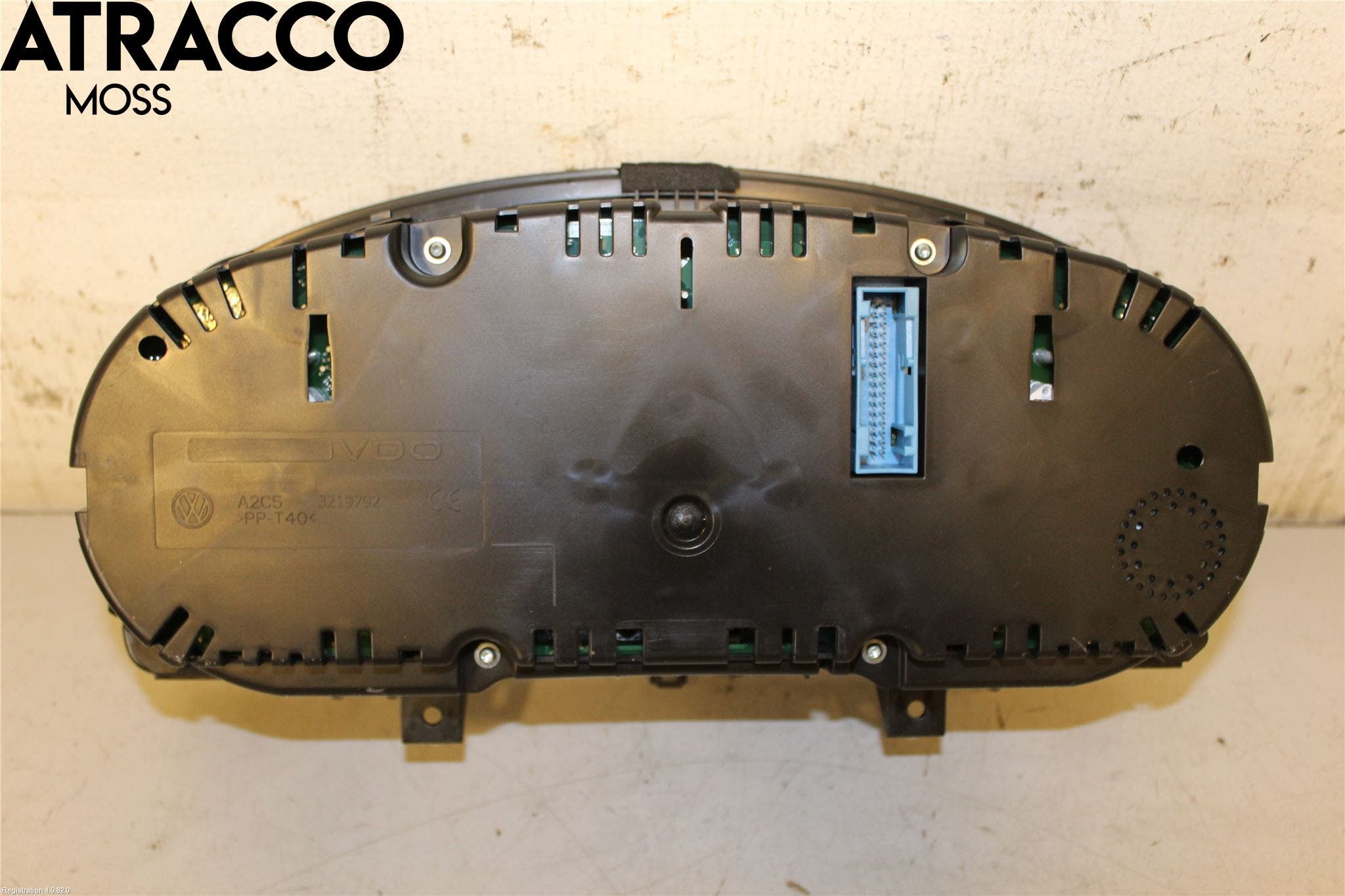 Volkswagen VW TOURAN 10-15 Instr Speedometer