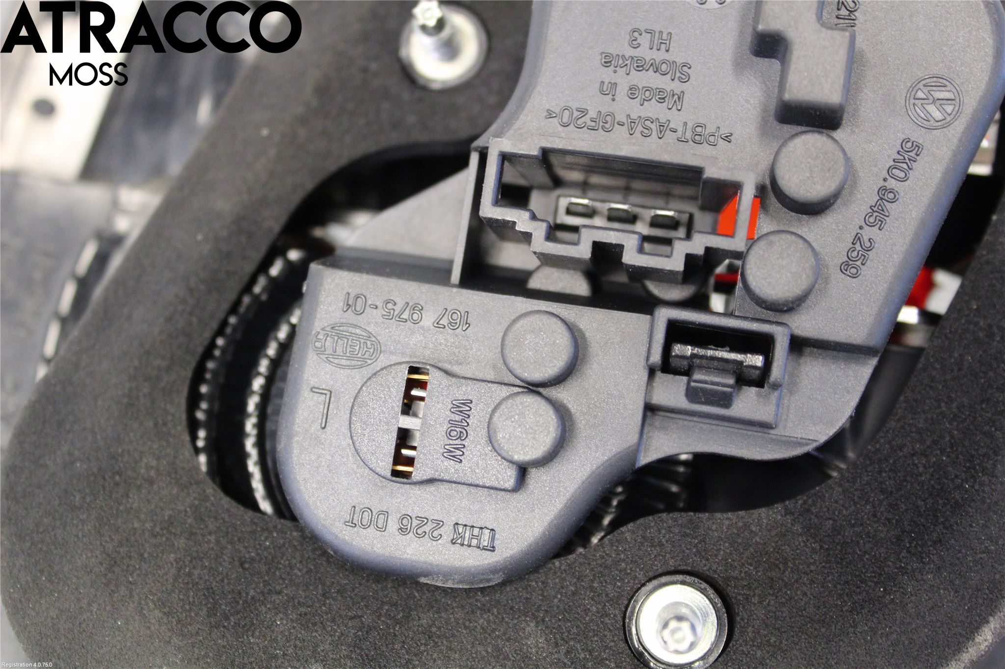 Volkswagen VW GOLF VI 09-13 Baklykt Venstre  På Luke(Indre