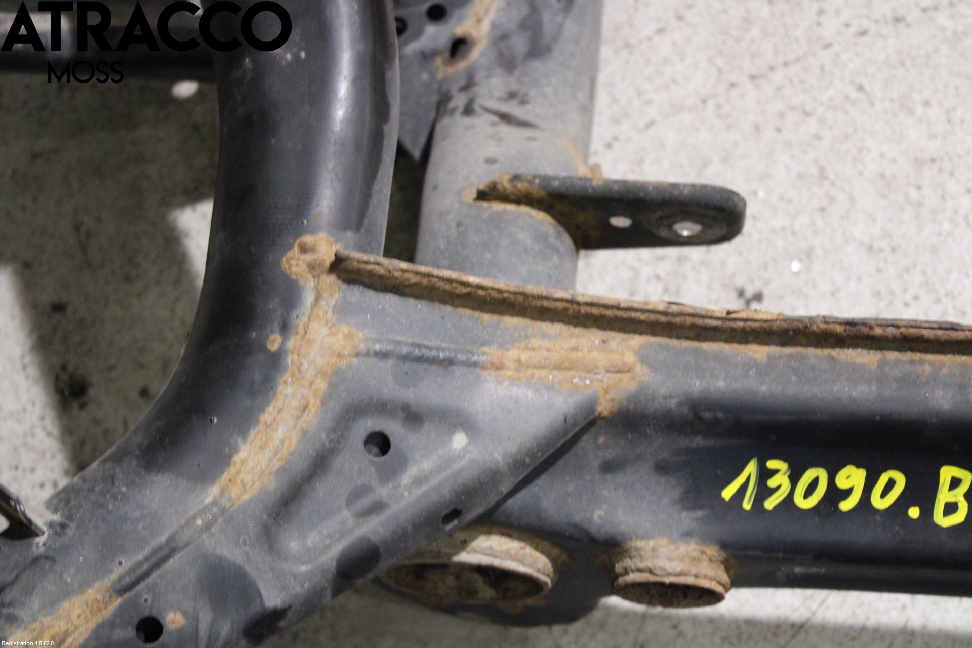 Audi Q7/SQ7 Bakaksel Feste Travers-Ramme