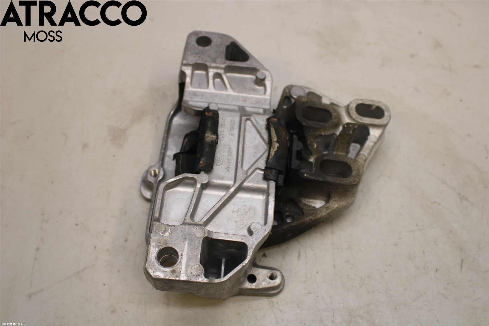 Mercedes-Benz MB EQB (X243) 22- Gearkasse Feste Gummi
