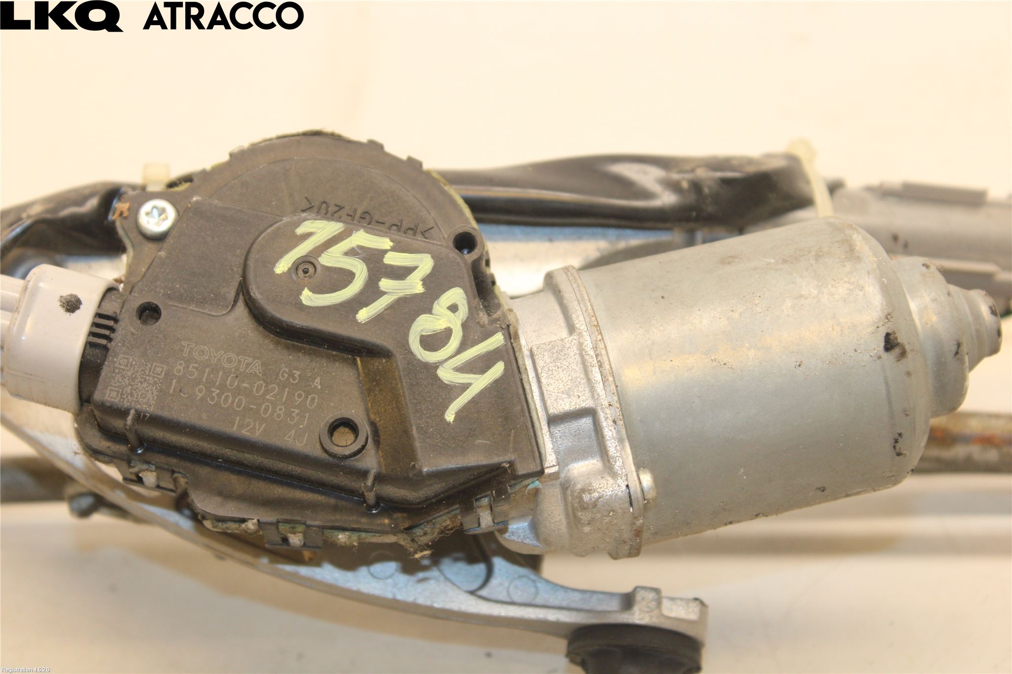 Toyota AURIS 10-12 Viskermotor Frontrute