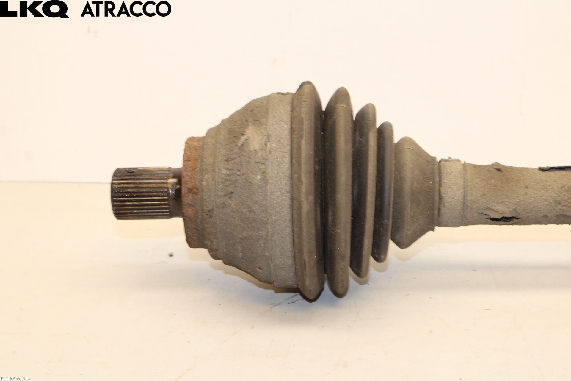 Volkswagen VW TIGUAN 07-16 Drivaksel Foran Kompl Venstre