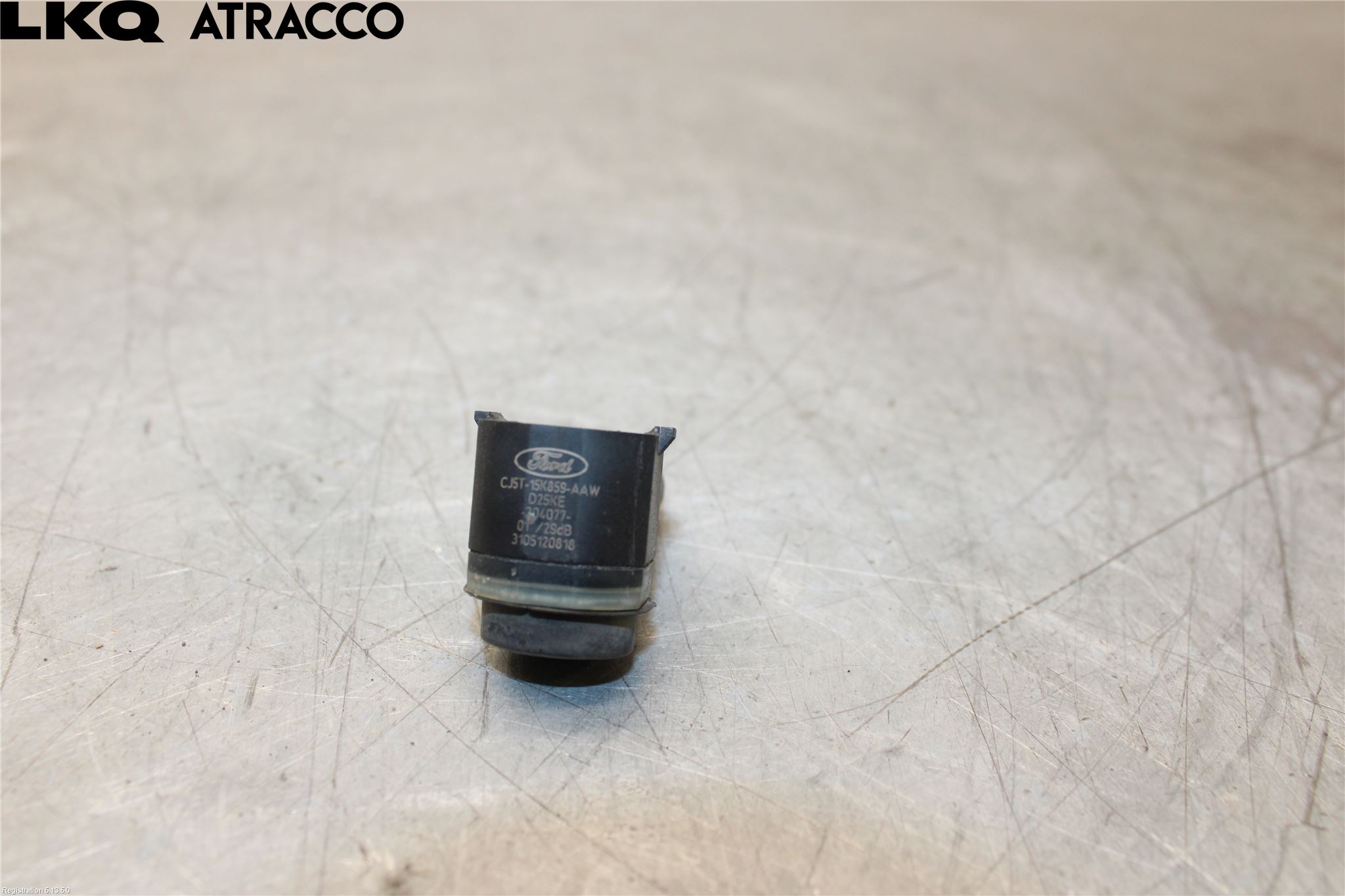 Ford C-MAX II  11-14 Sensor Parkering Front