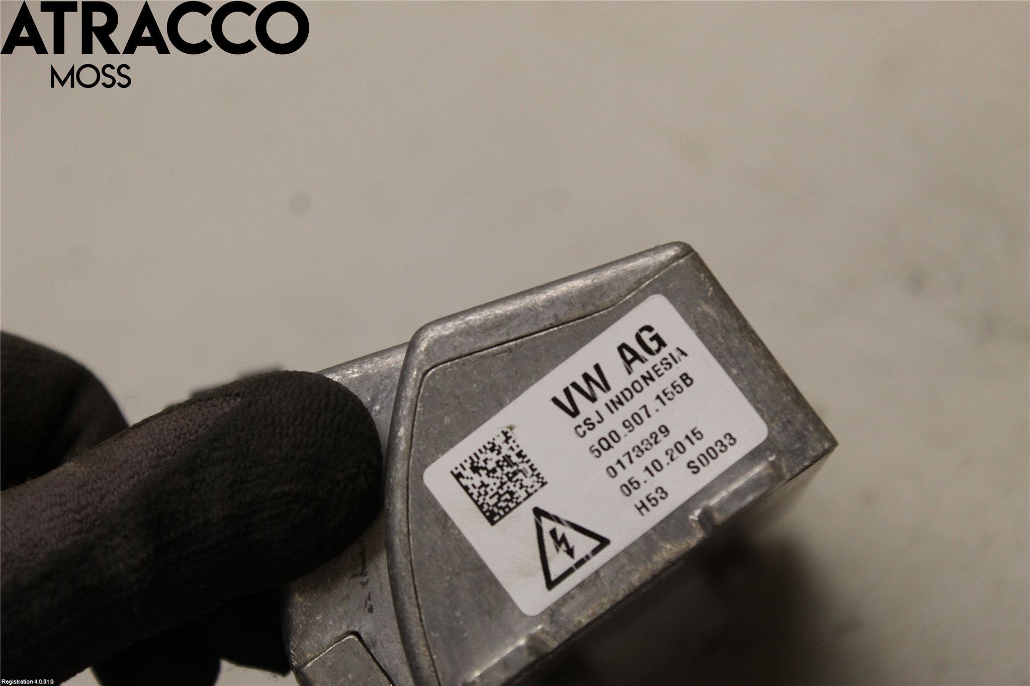 Skoda SUPERB 16-24 Inverter 12-)220V