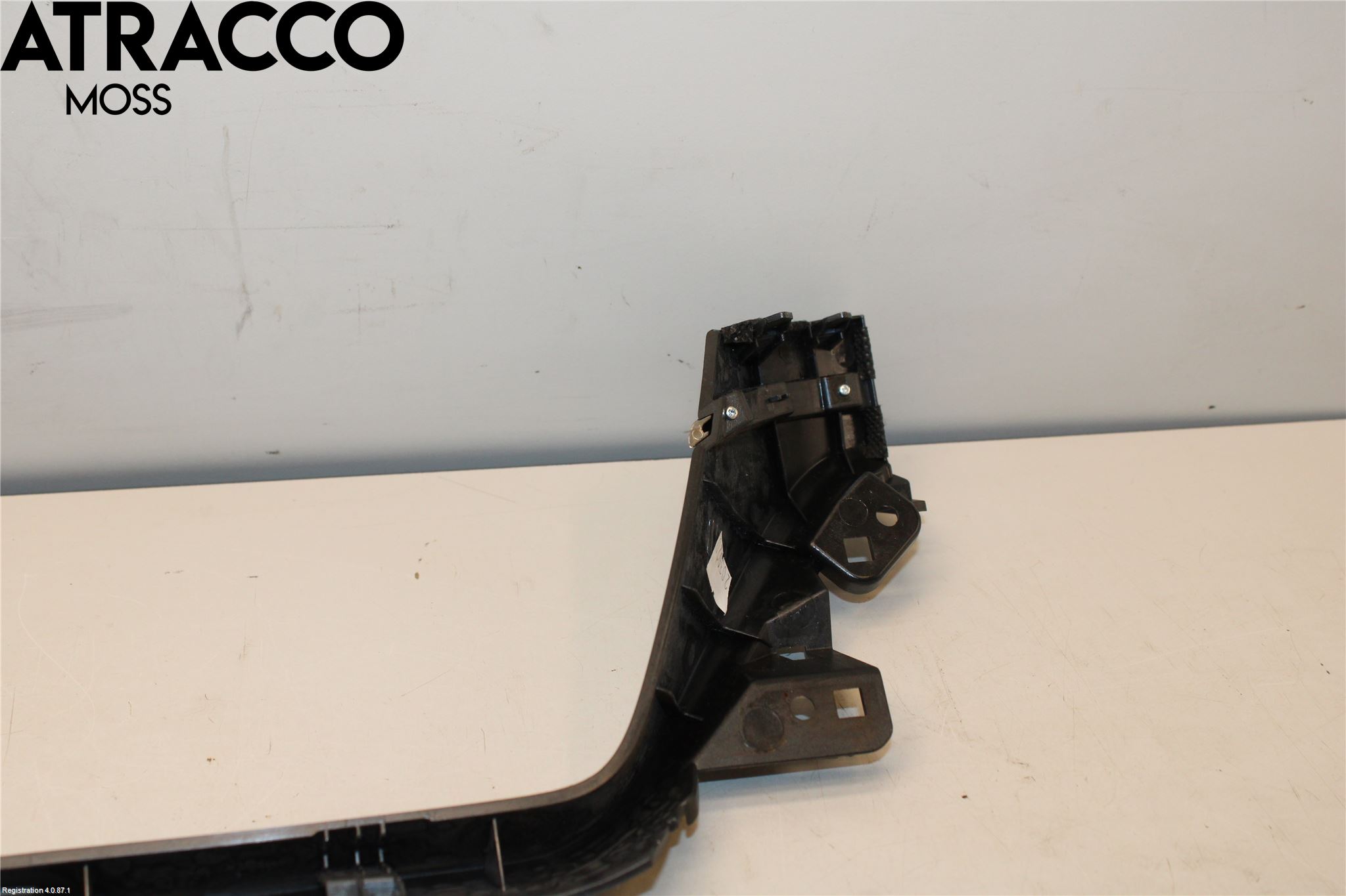 Hyundai IONIQ AE 17-22 Dashbord Kanal - Dyse