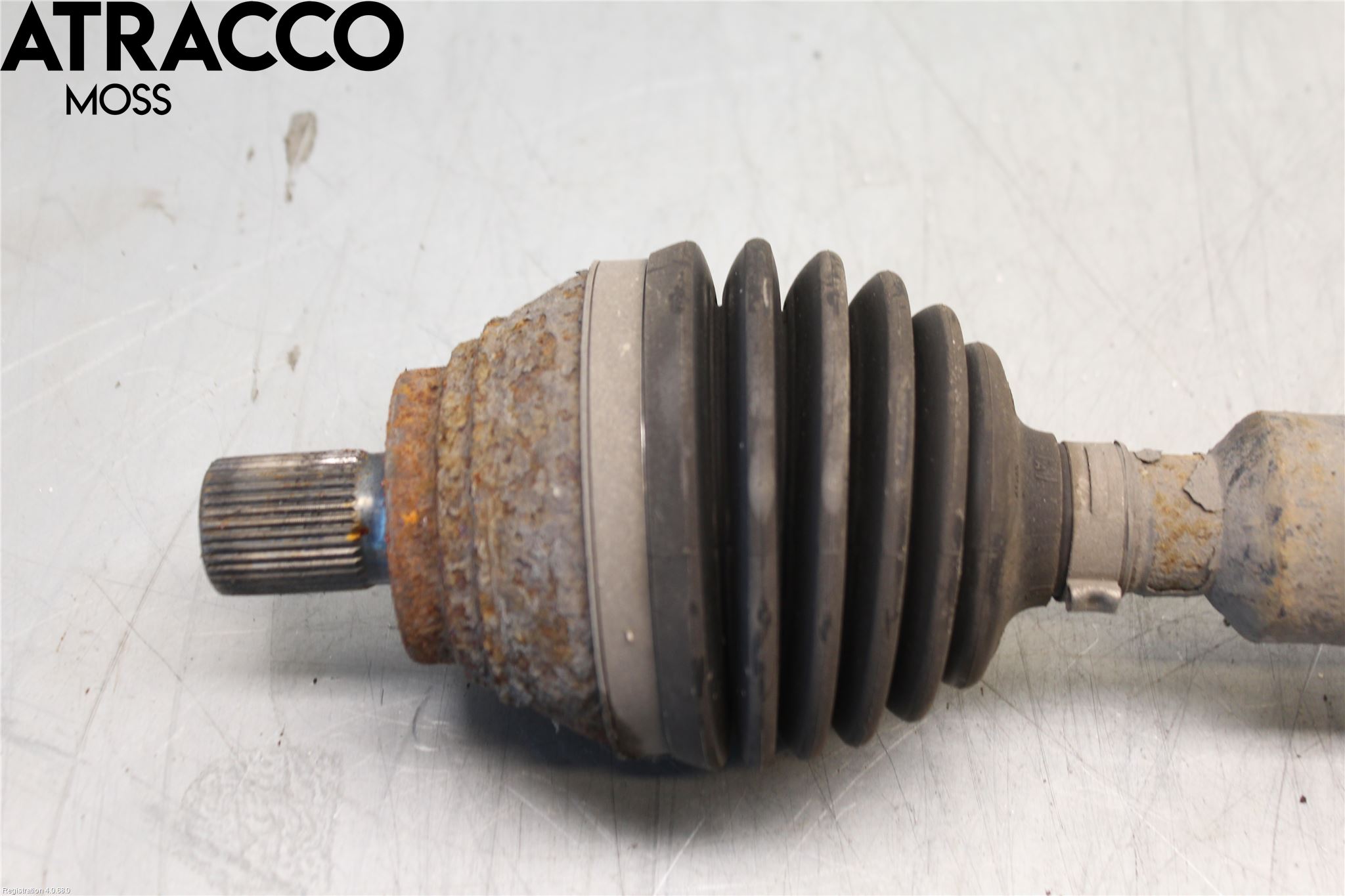 Volkswagen VW GOLF VI 09-13 Drivaksel Foran Kompl Høyre