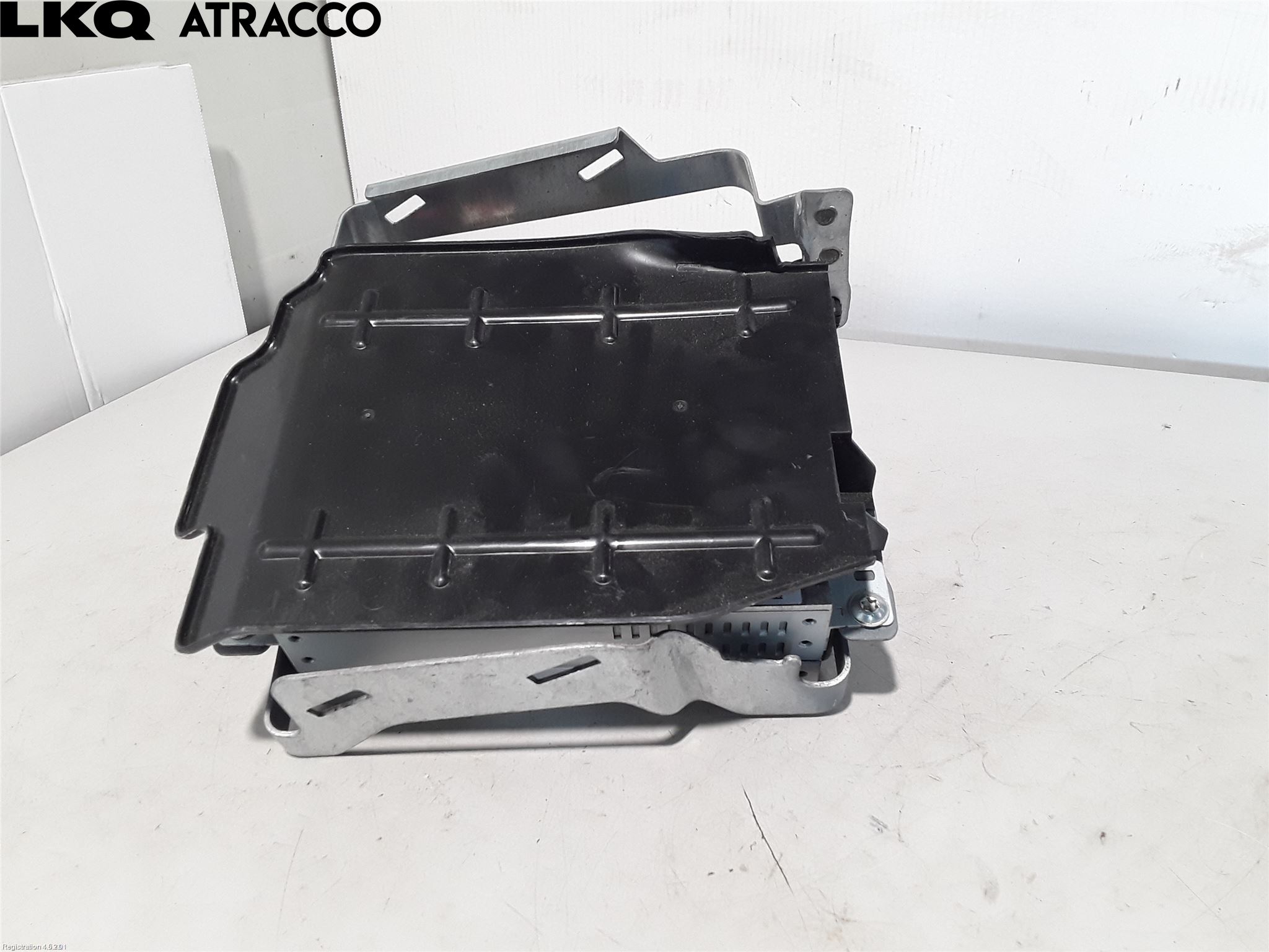 Jaguar I-PACE 18- Stereo Radio