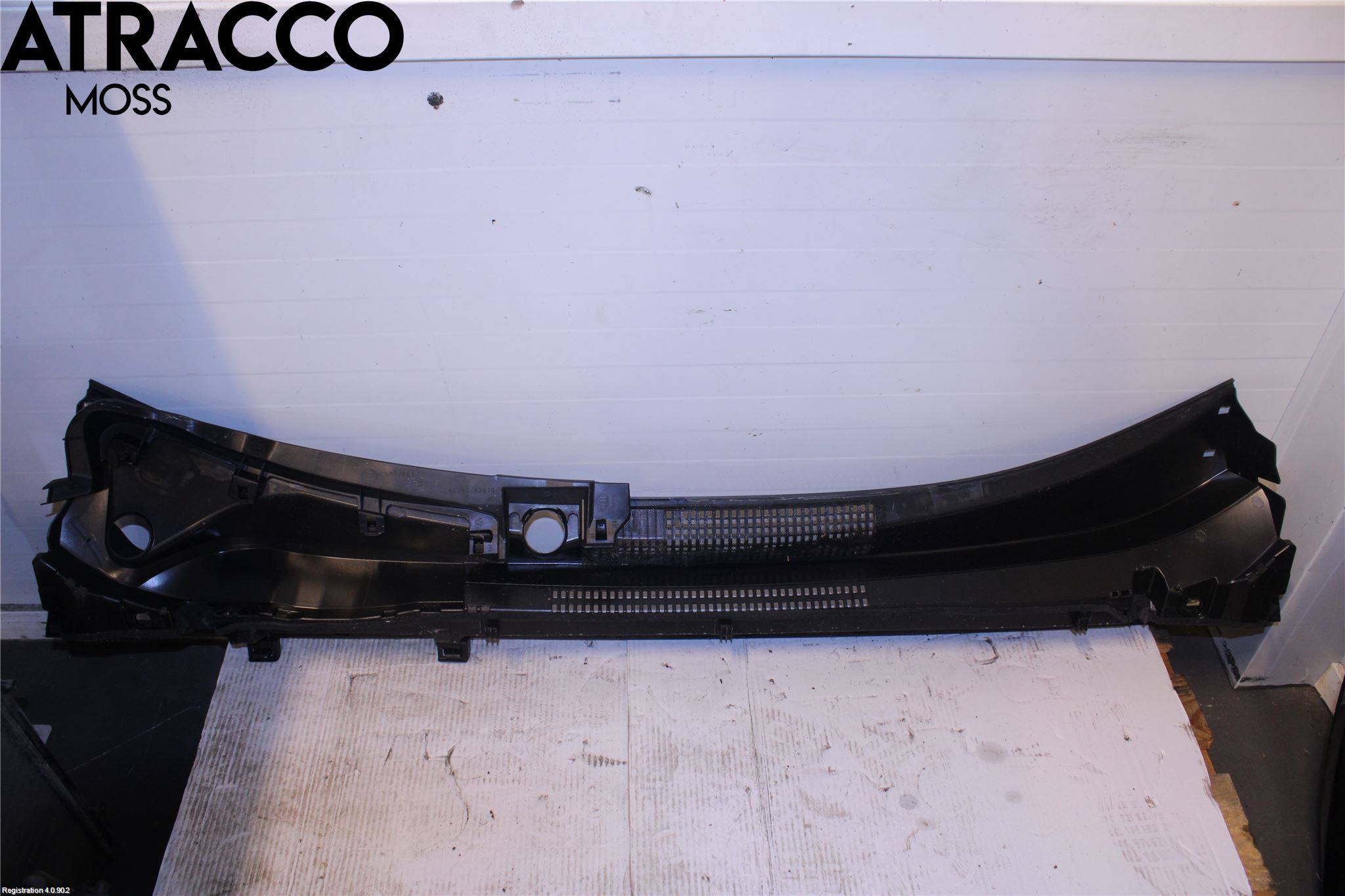 Toyota RAV4 19- Visker Deksel-Grill-Under Frr