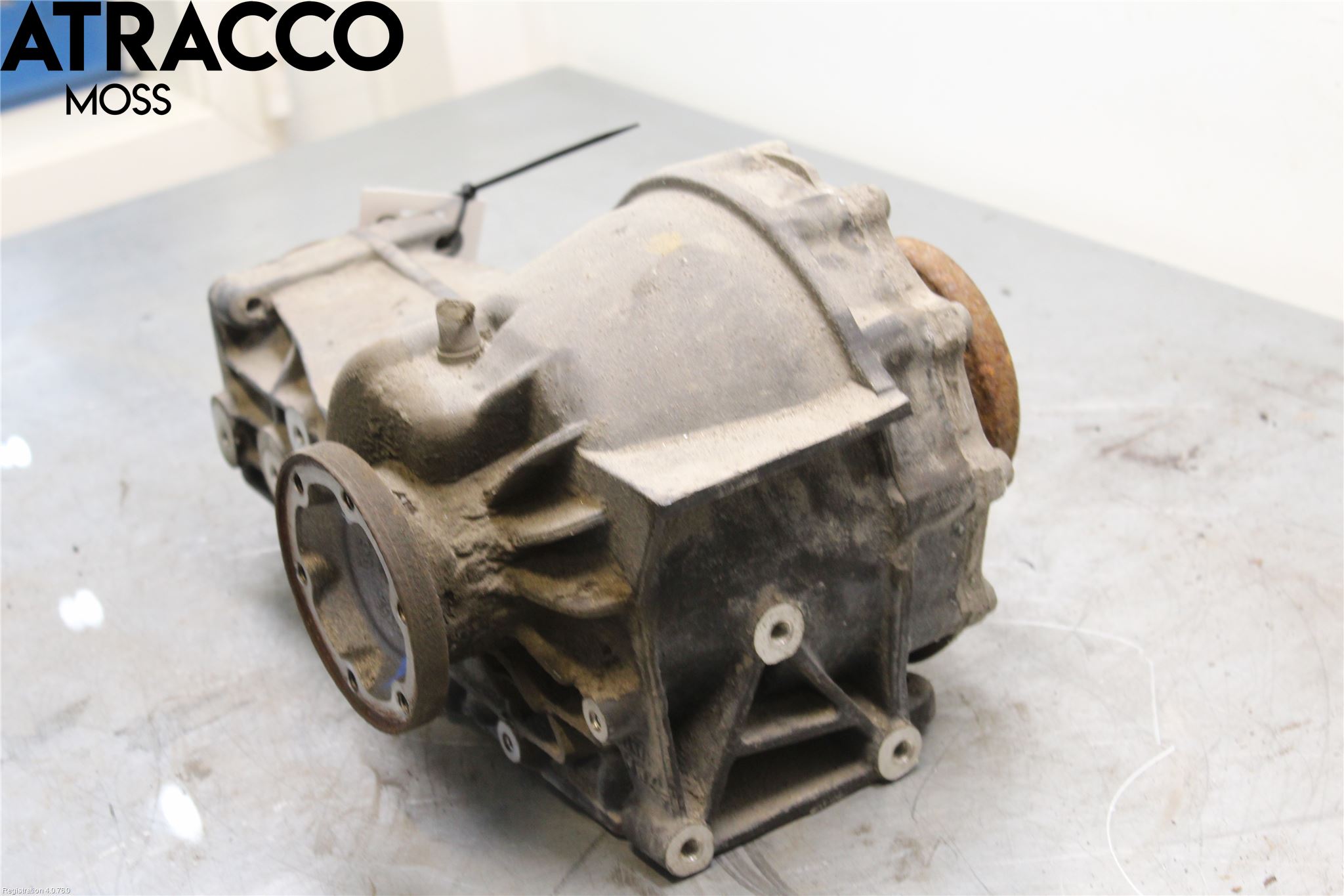 Audi A8/S8 4E  02-09 Bakaksel Kardang Bak -Diff