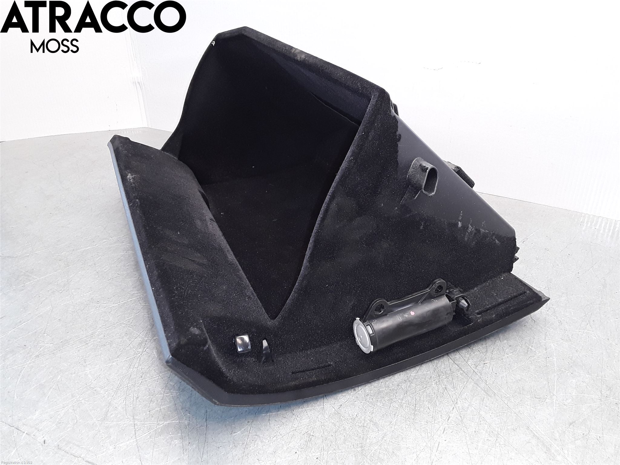 Toyota AVENSIS 09-15 Innr Hanskerom