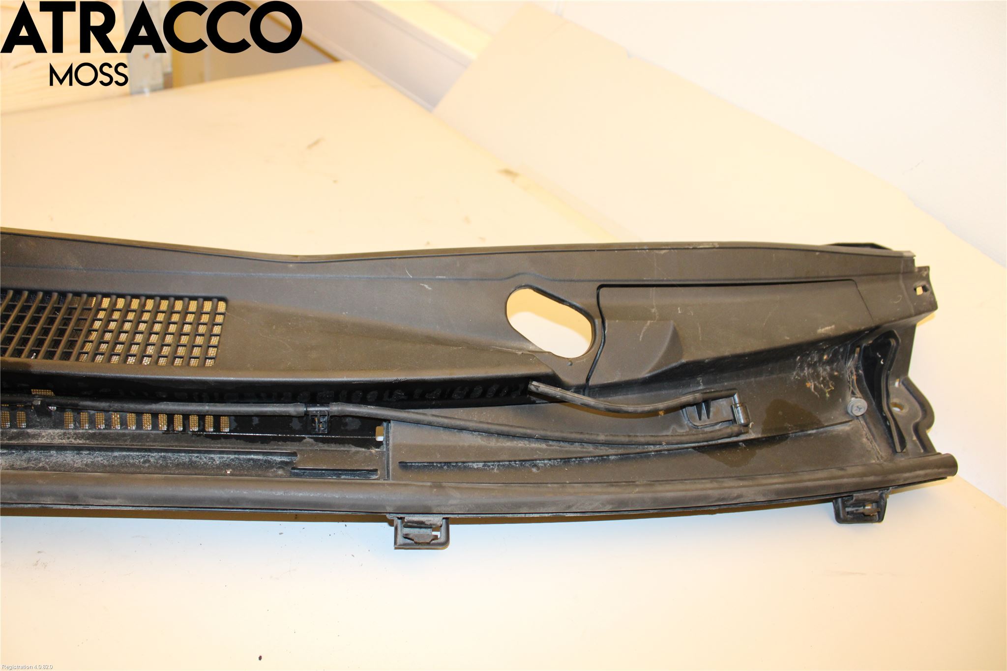 Toyota YARIS XP130 12-14 Visker Deksel-Grill-Under Frr